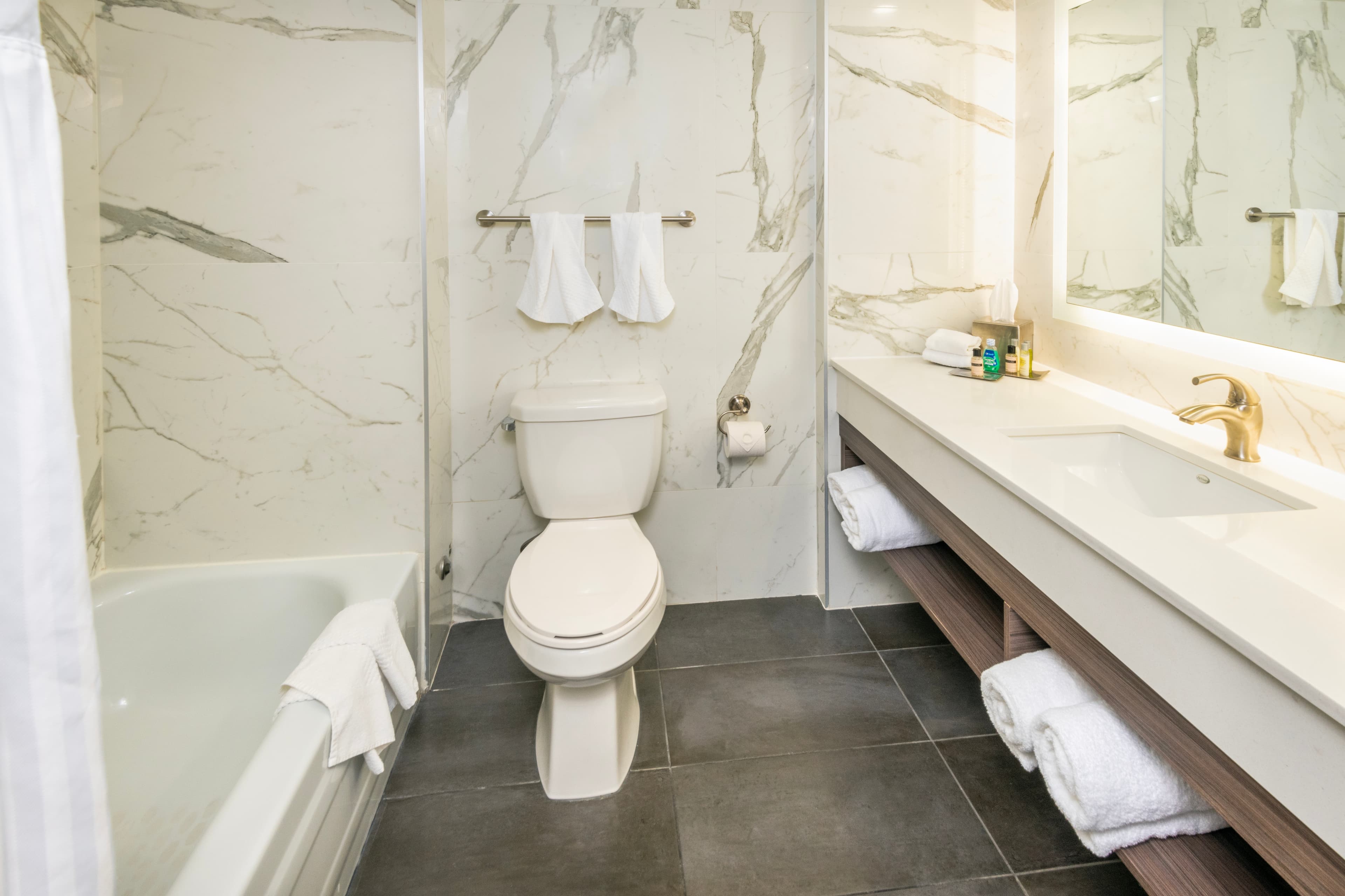 Chateau Cartier Hotel & Resort, an Ascend Collection Resort — 13