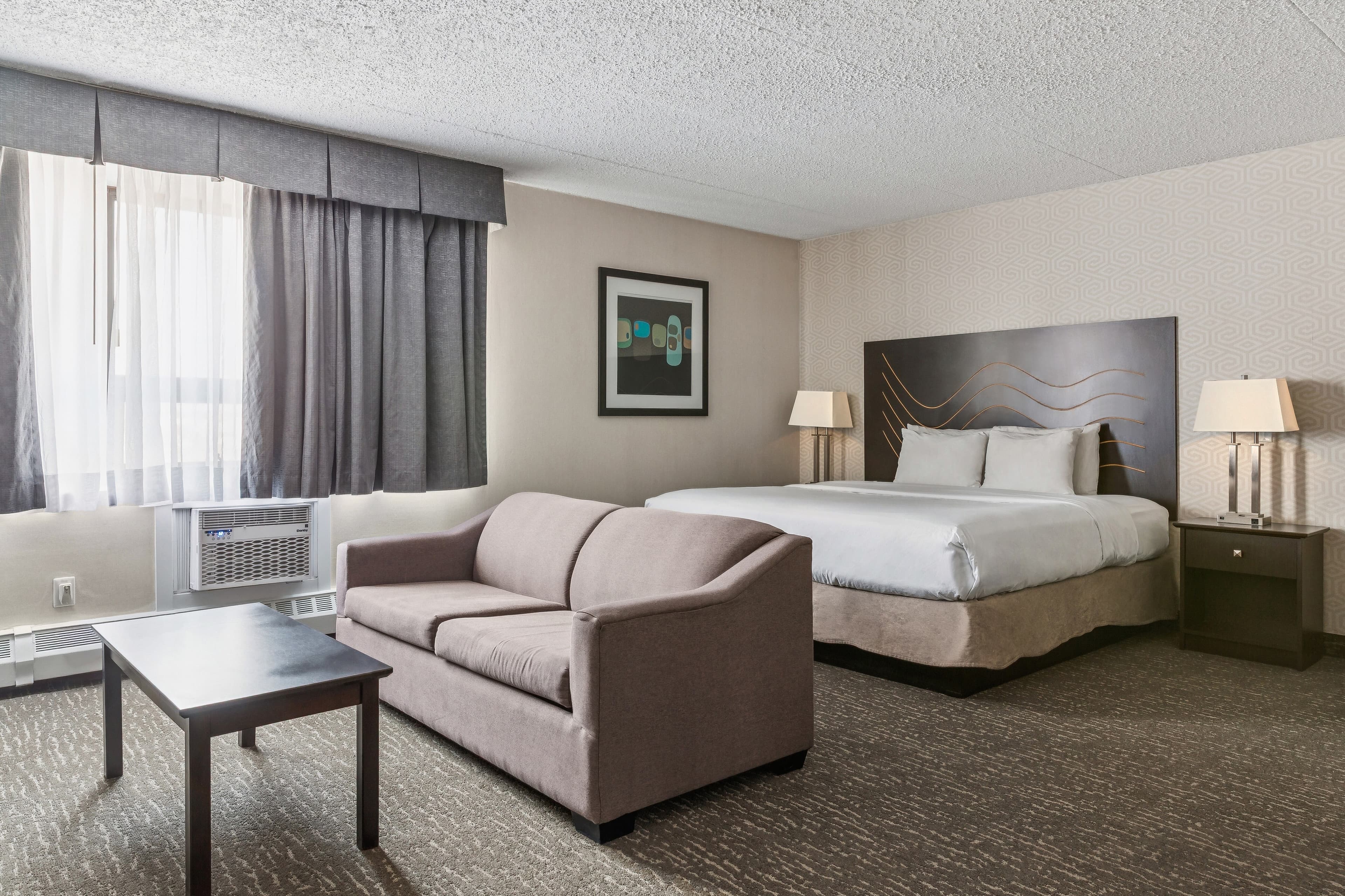 Radisson Hotel & Conference Centre West Edmonton — 7
