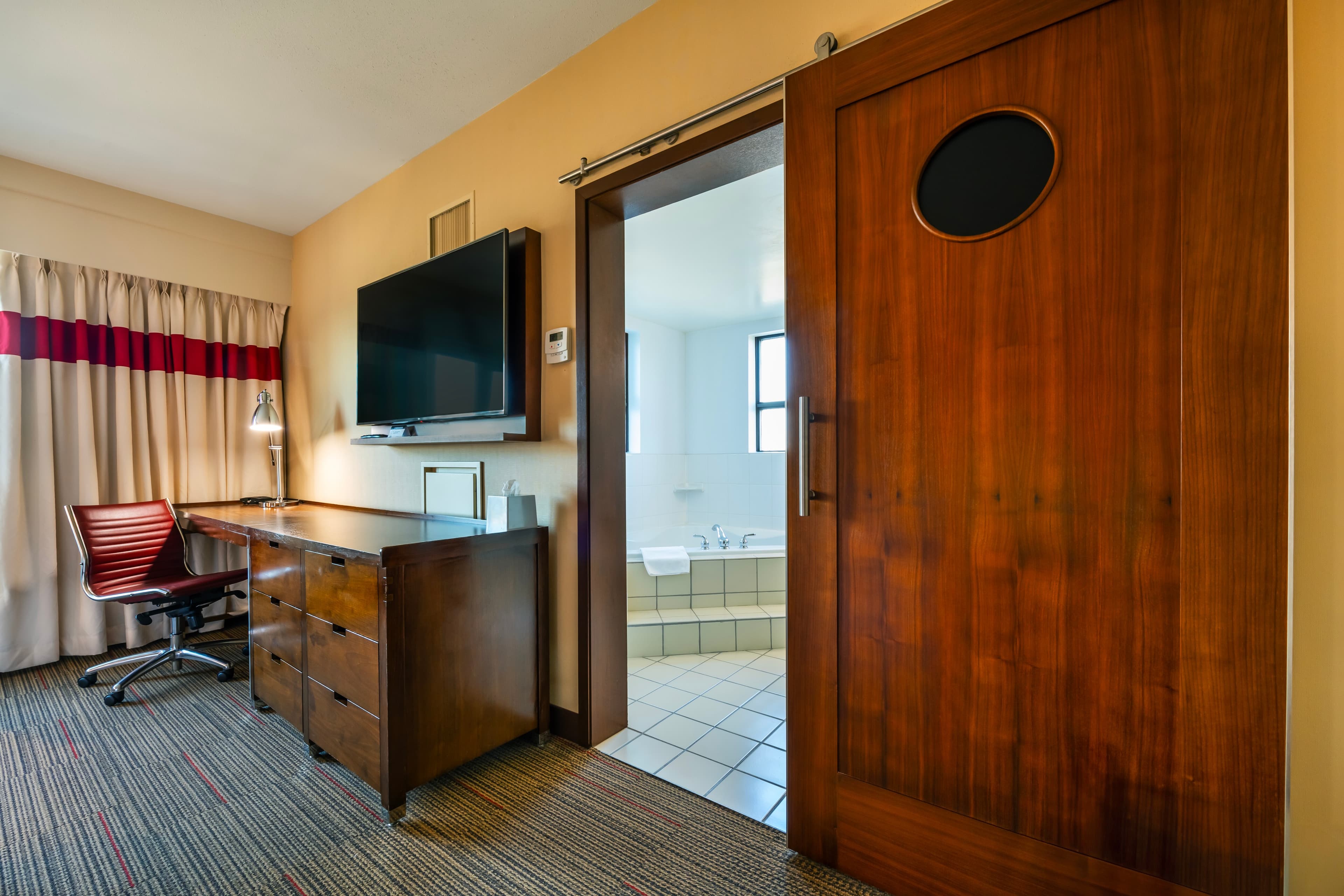 Grand Park Hotel Vancouver Airport, an Ascend Collection Hotel — 10