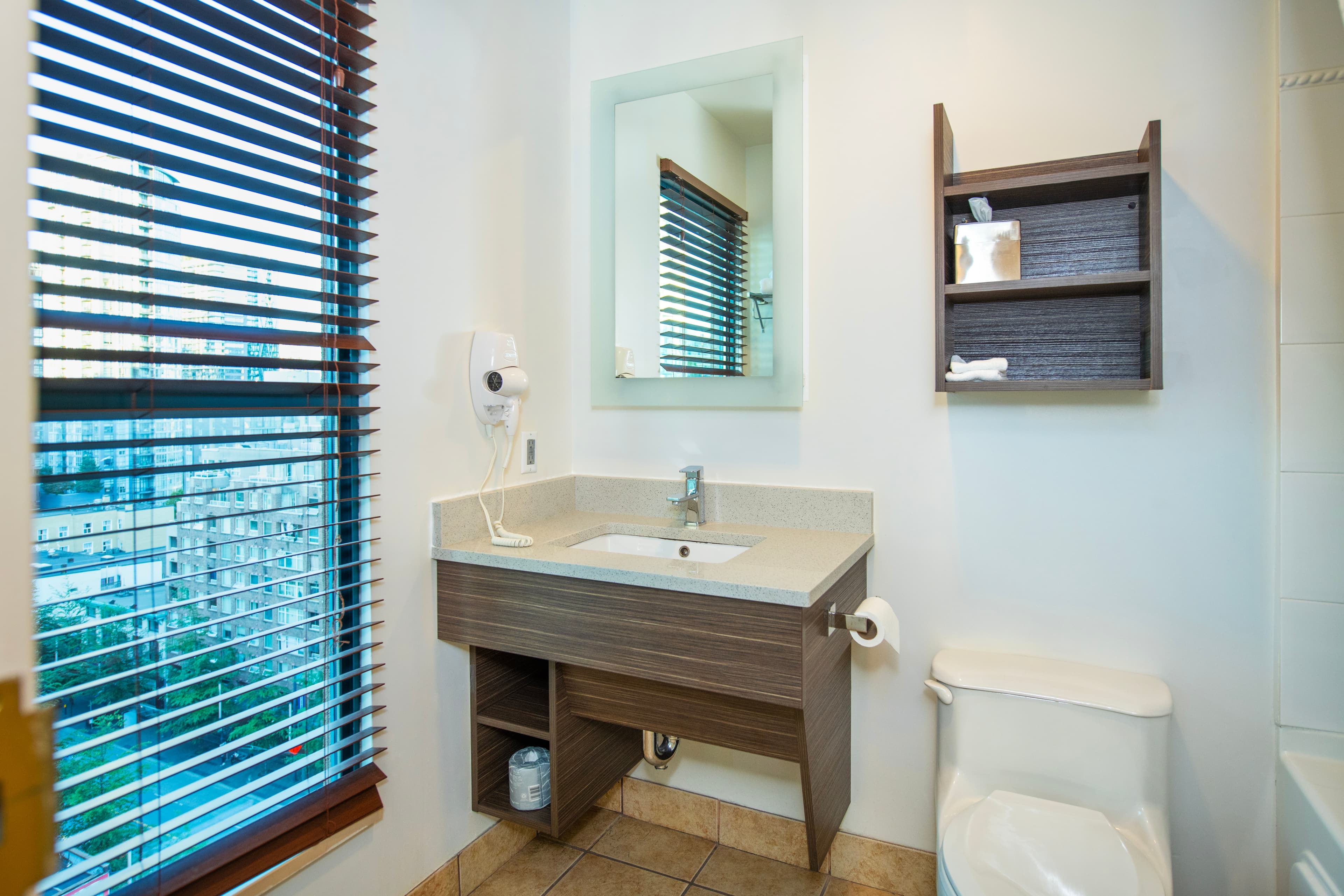 Grand Park Hotel & Suites Downtown Vancouver, an Ascend Collection Hotel — 21