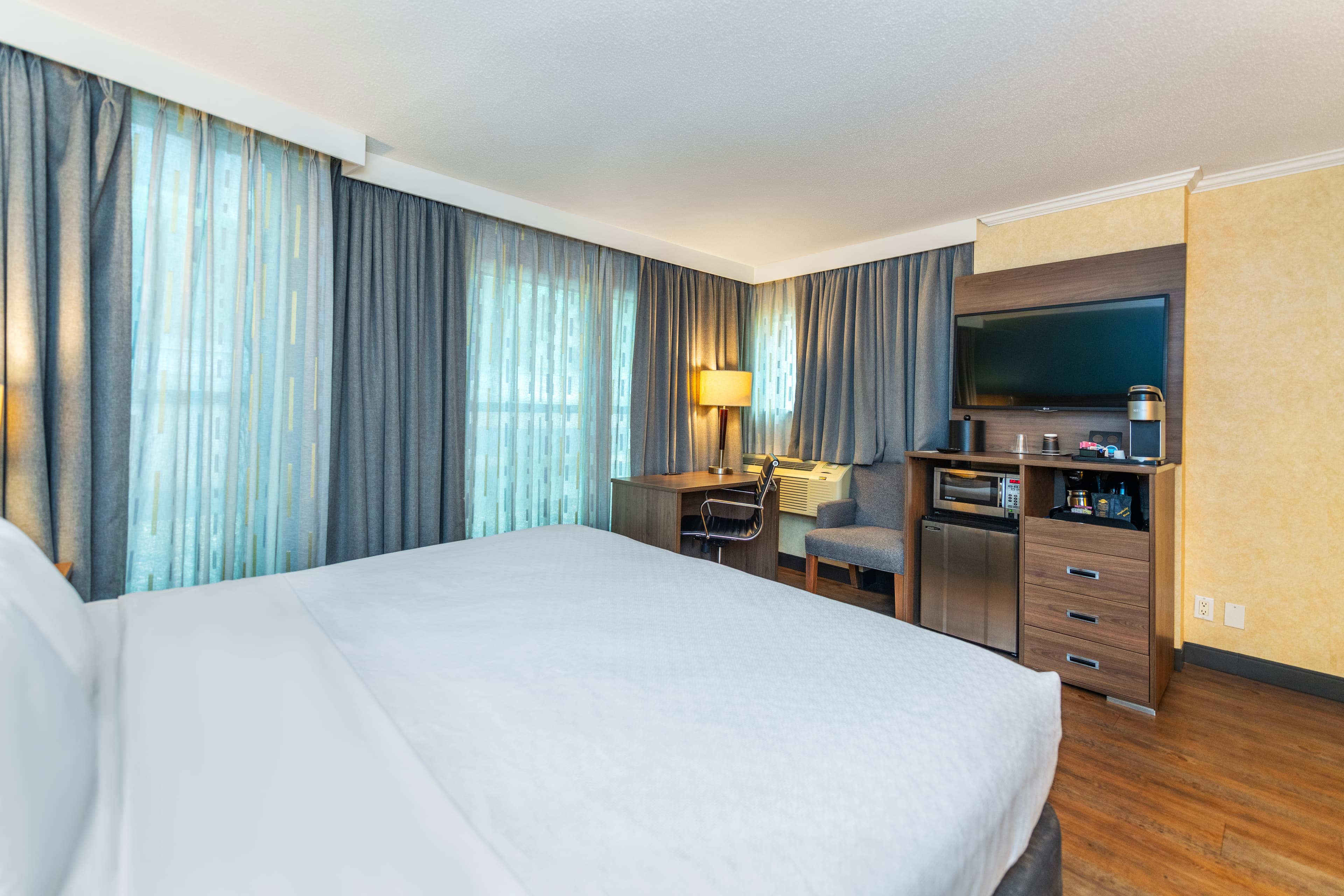 Grand Park Hotel & Suites Downtown Vancouver, an Ascend Collection Hotel — 23