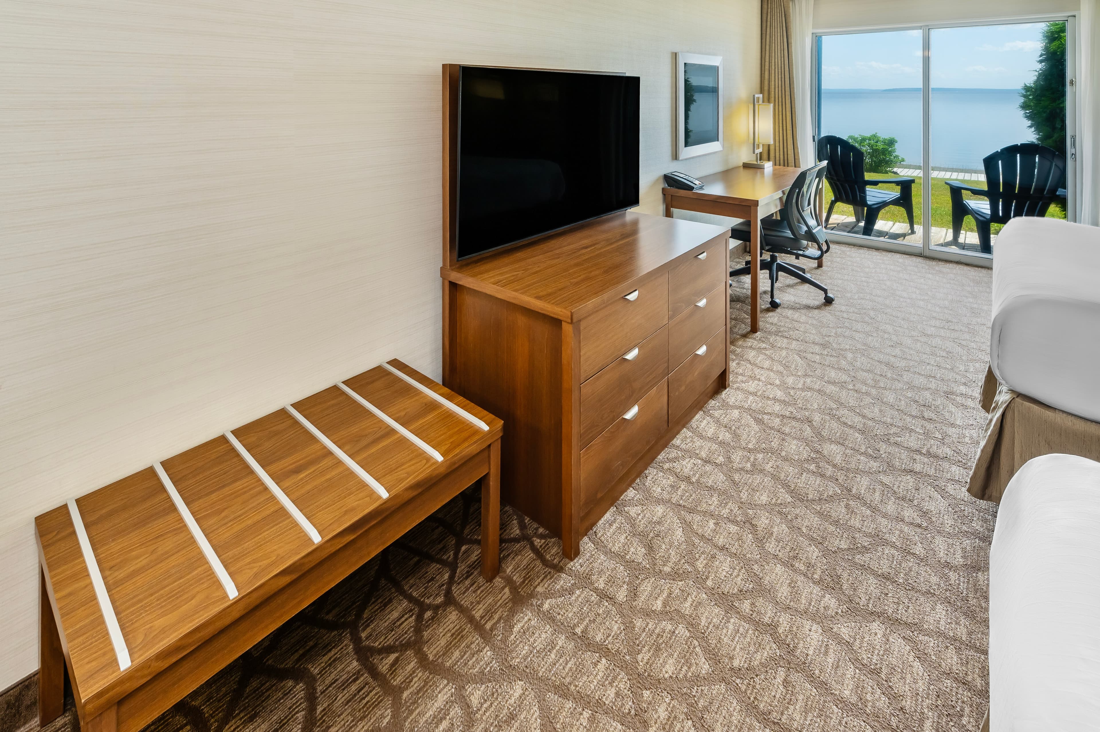 Waterfront Inn, an Ascend Collection Hotel - Image 2