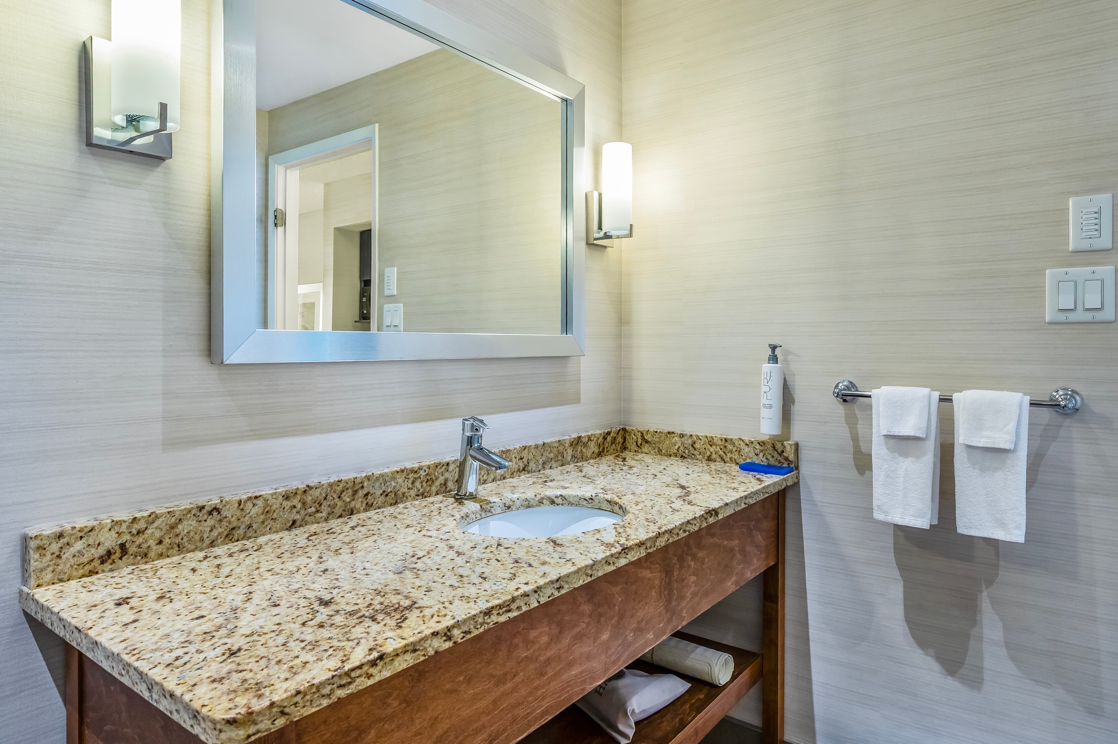 Waterfront Inn, an Ascend Collection Hotel — 39