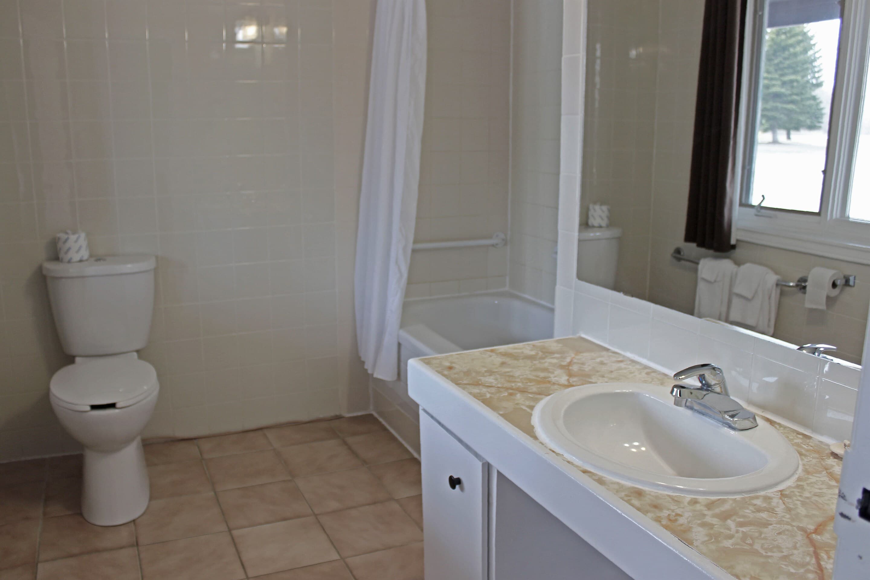 Isaiah Tubbs Resort & Conference Centre — 28