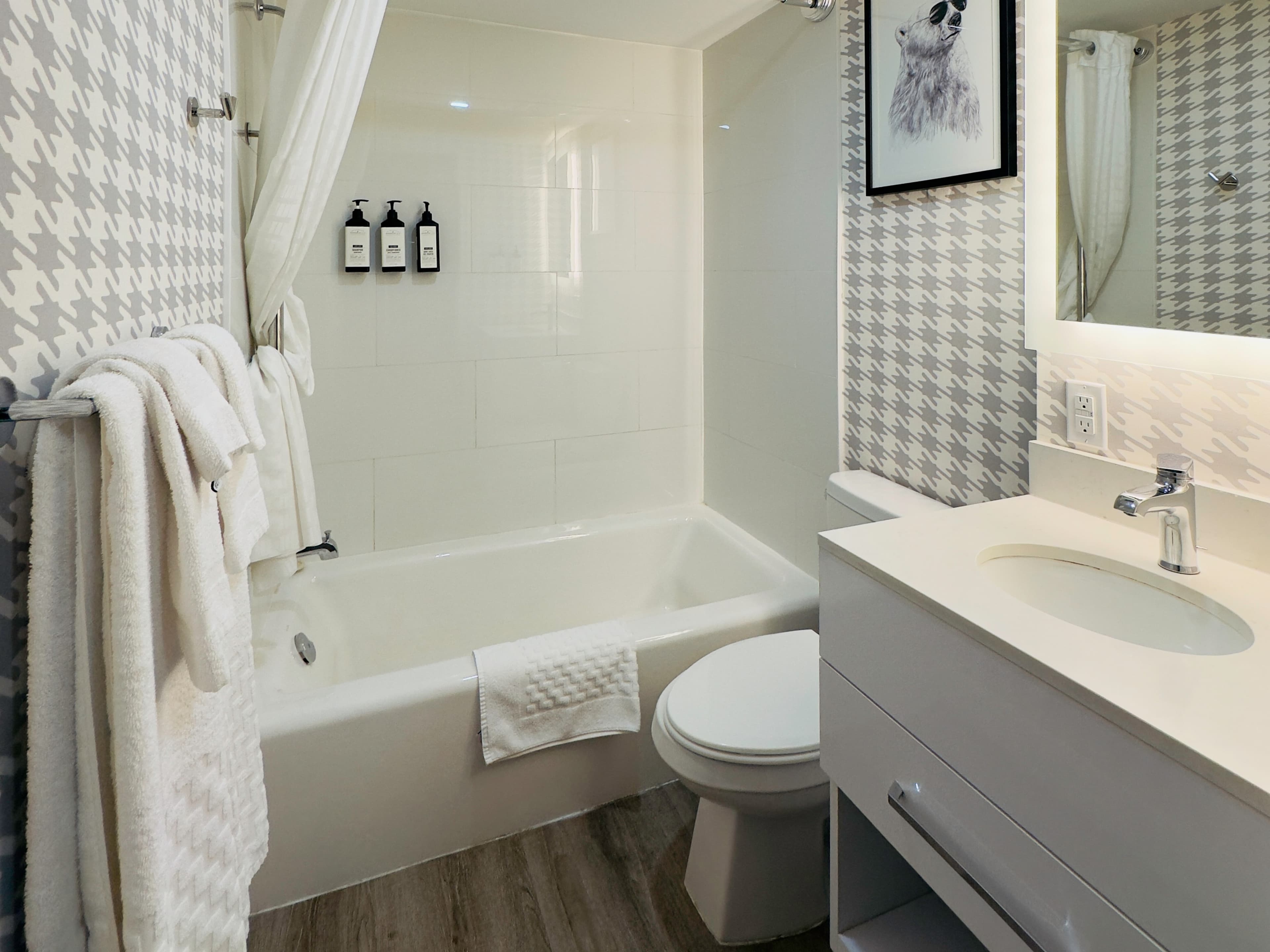 Quality Inn & Suites Thunder Bay Downtown — 11