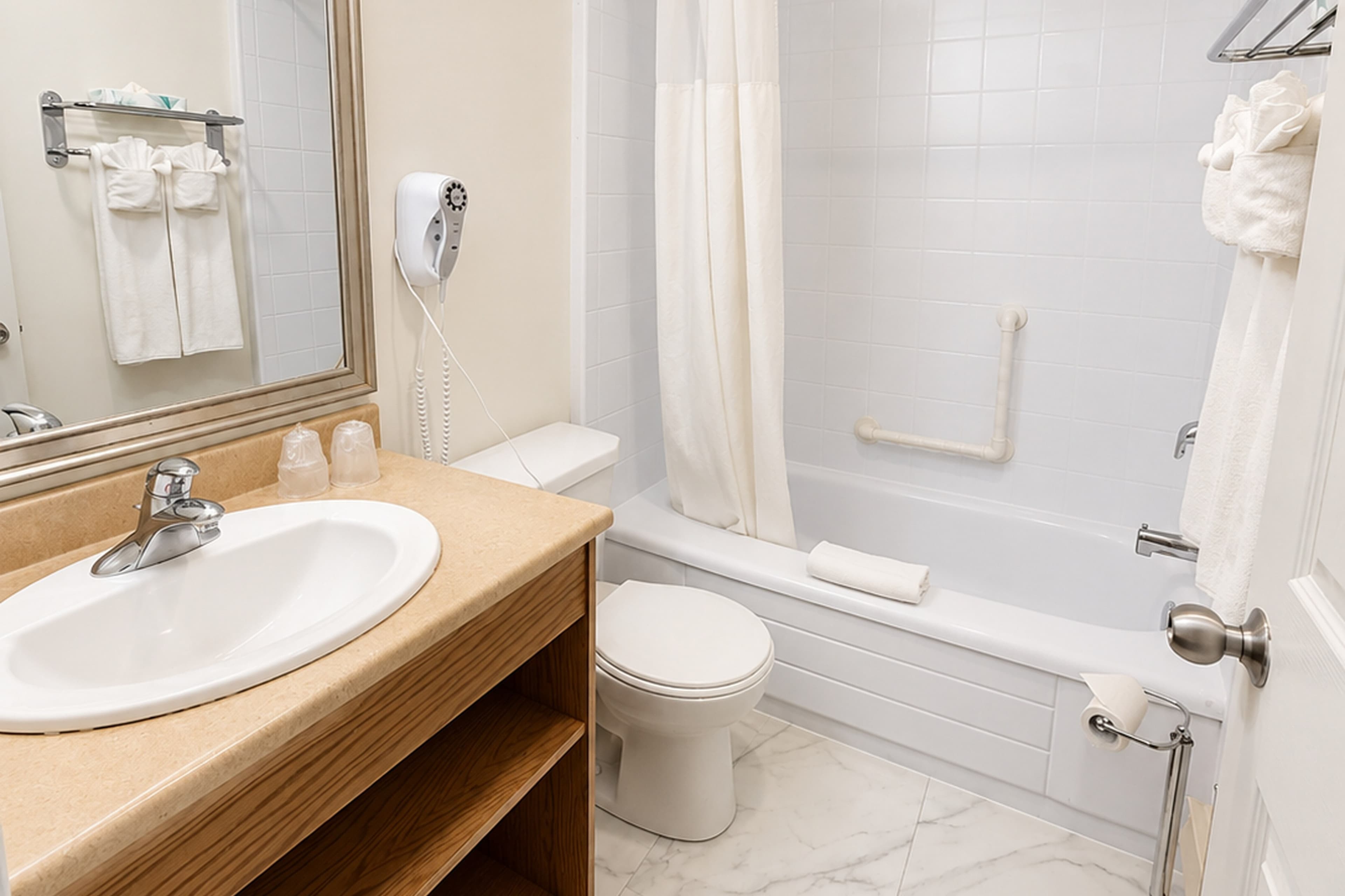 Maritime Inn Port Hawkesbury — 4