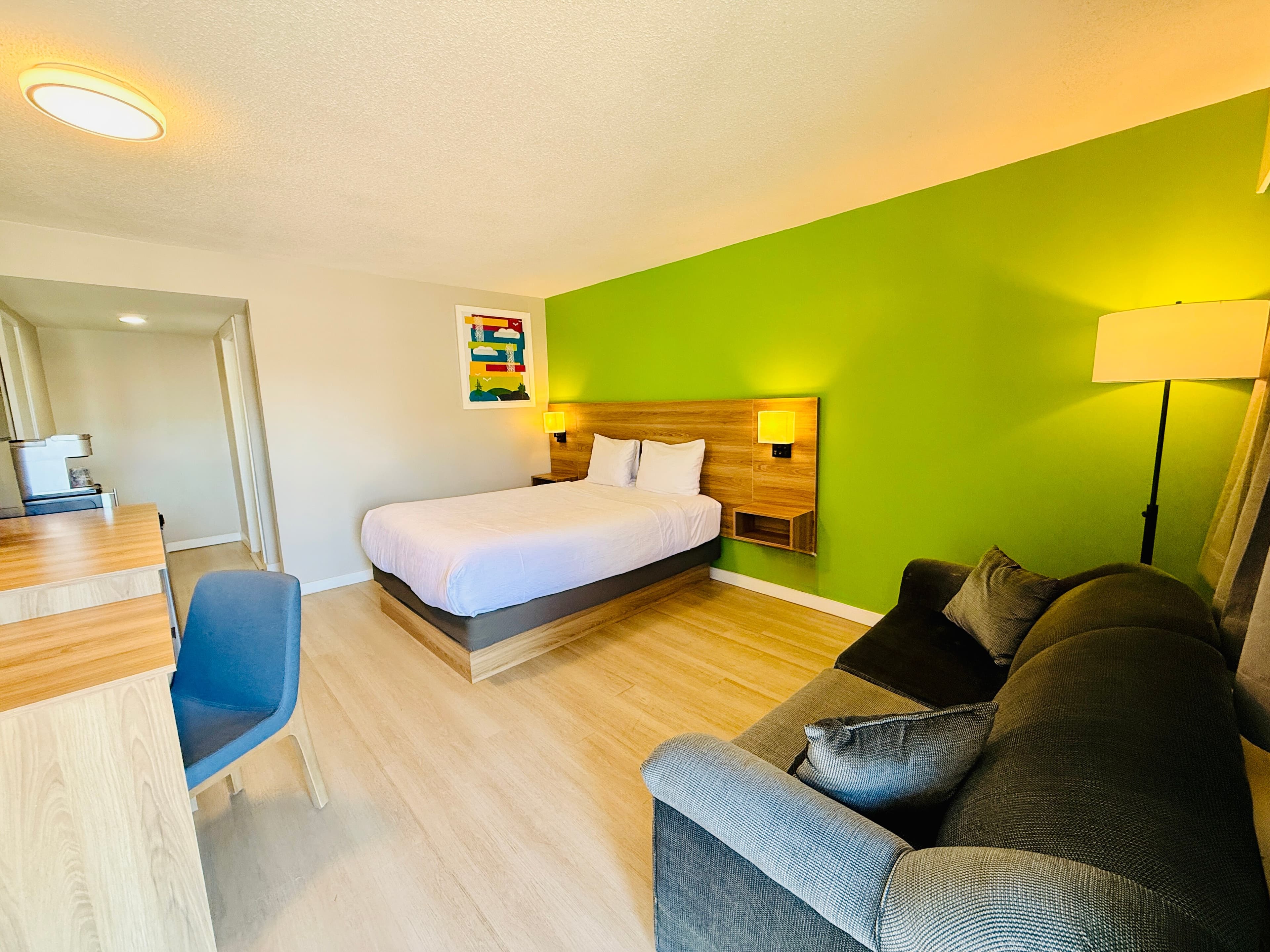 Quesnel Inn - Image 4