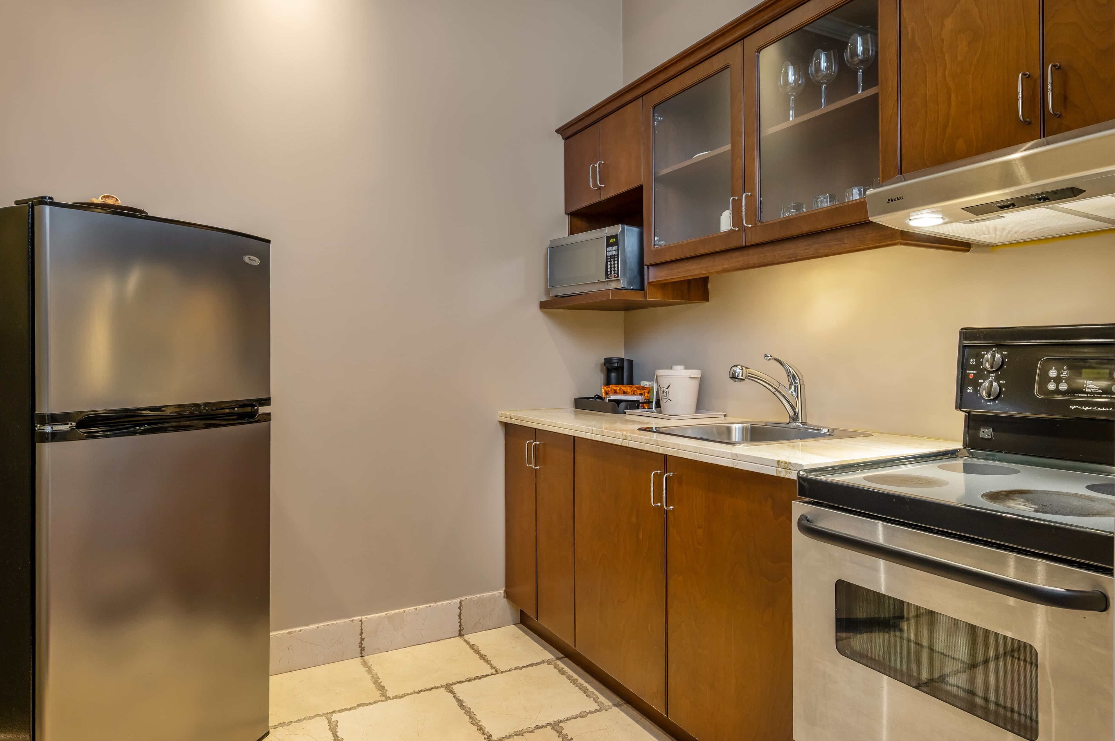 Hotel Brossard, an Ascend Collection Hotel — 11