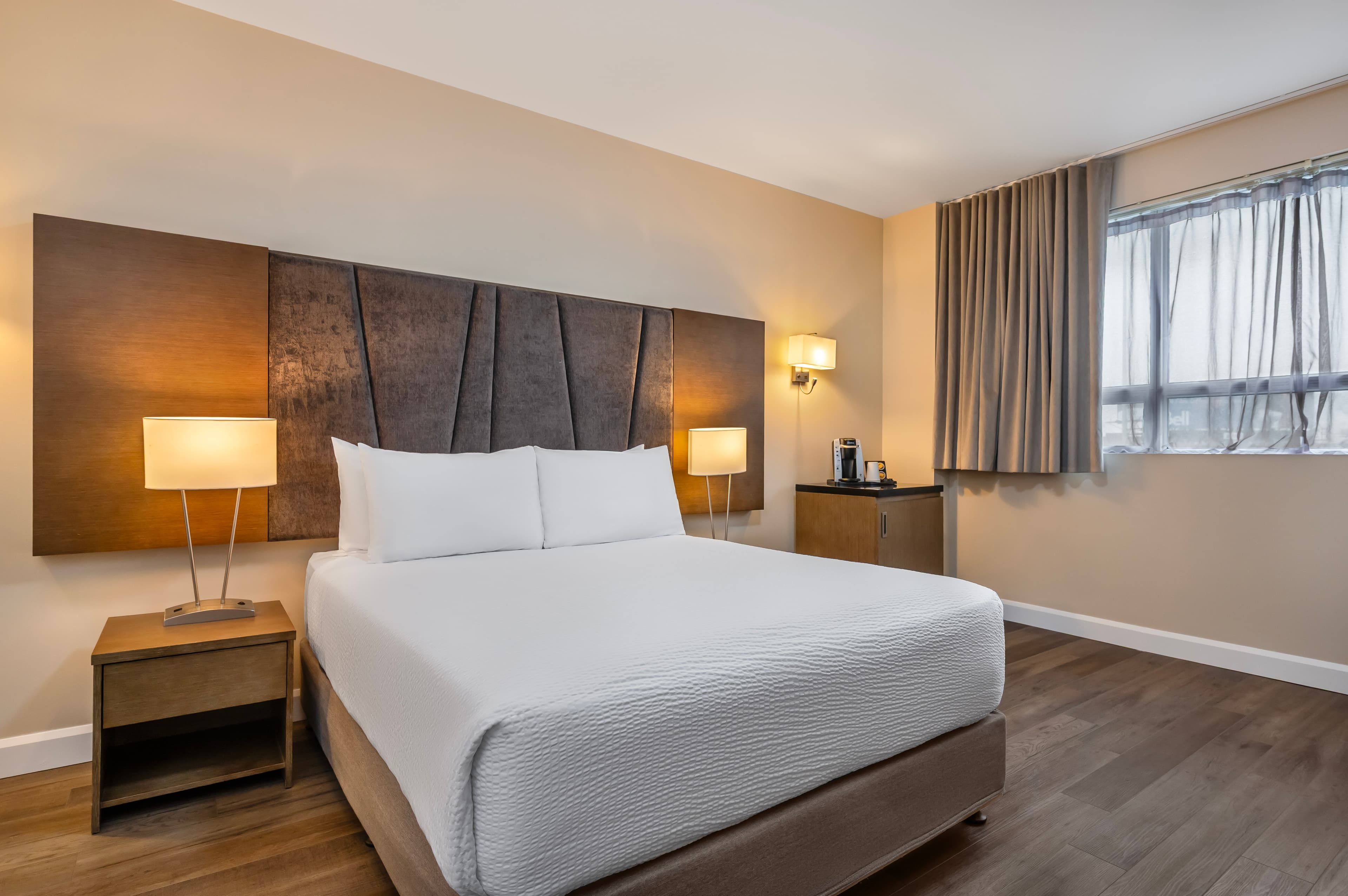 Hotel Montreal Metropolitan, an Ascend Collection Hotel - Image 2