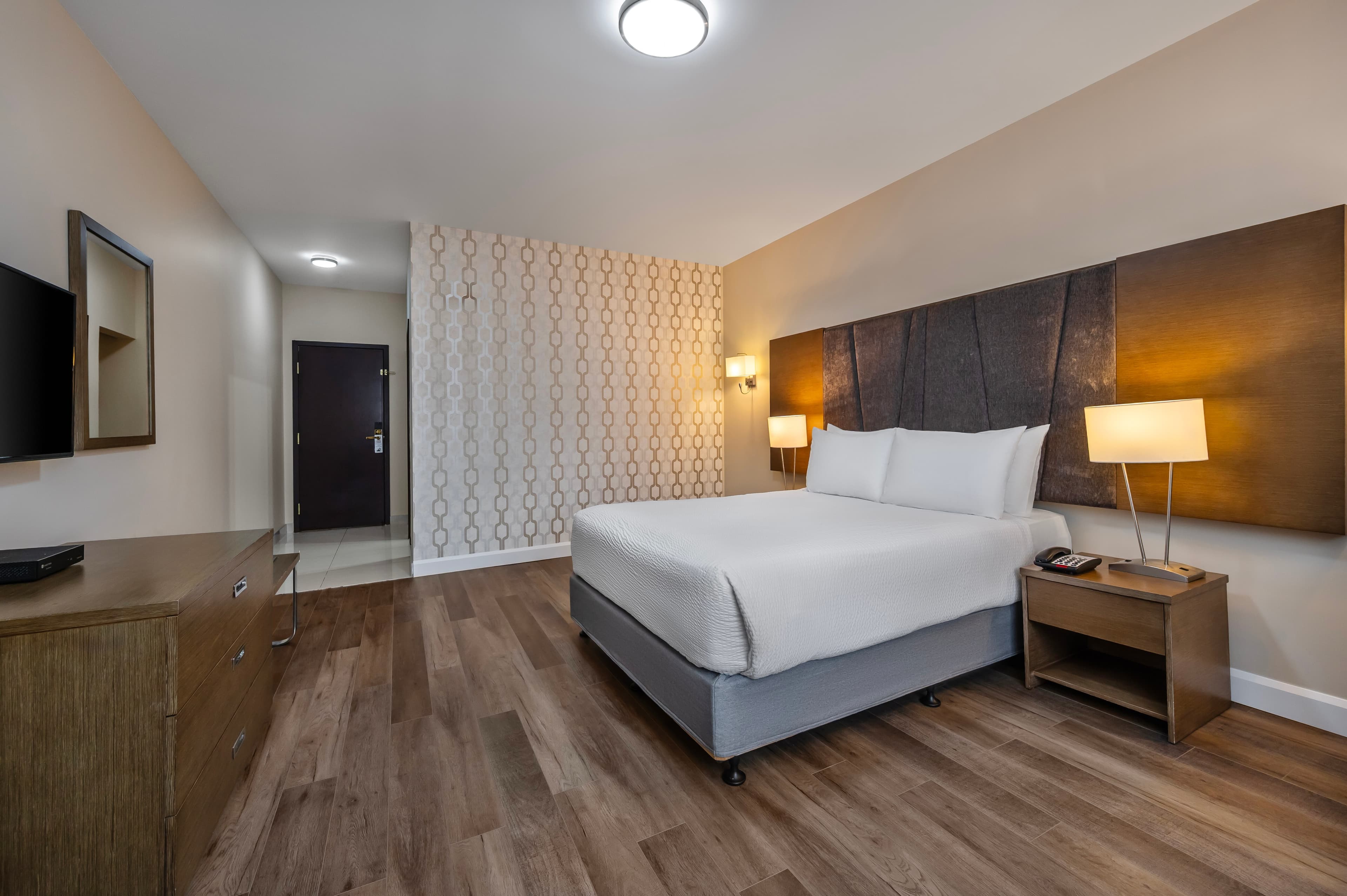 Hotel Montreal Metropolitan, an Ascend Collection Hotel - Image 4