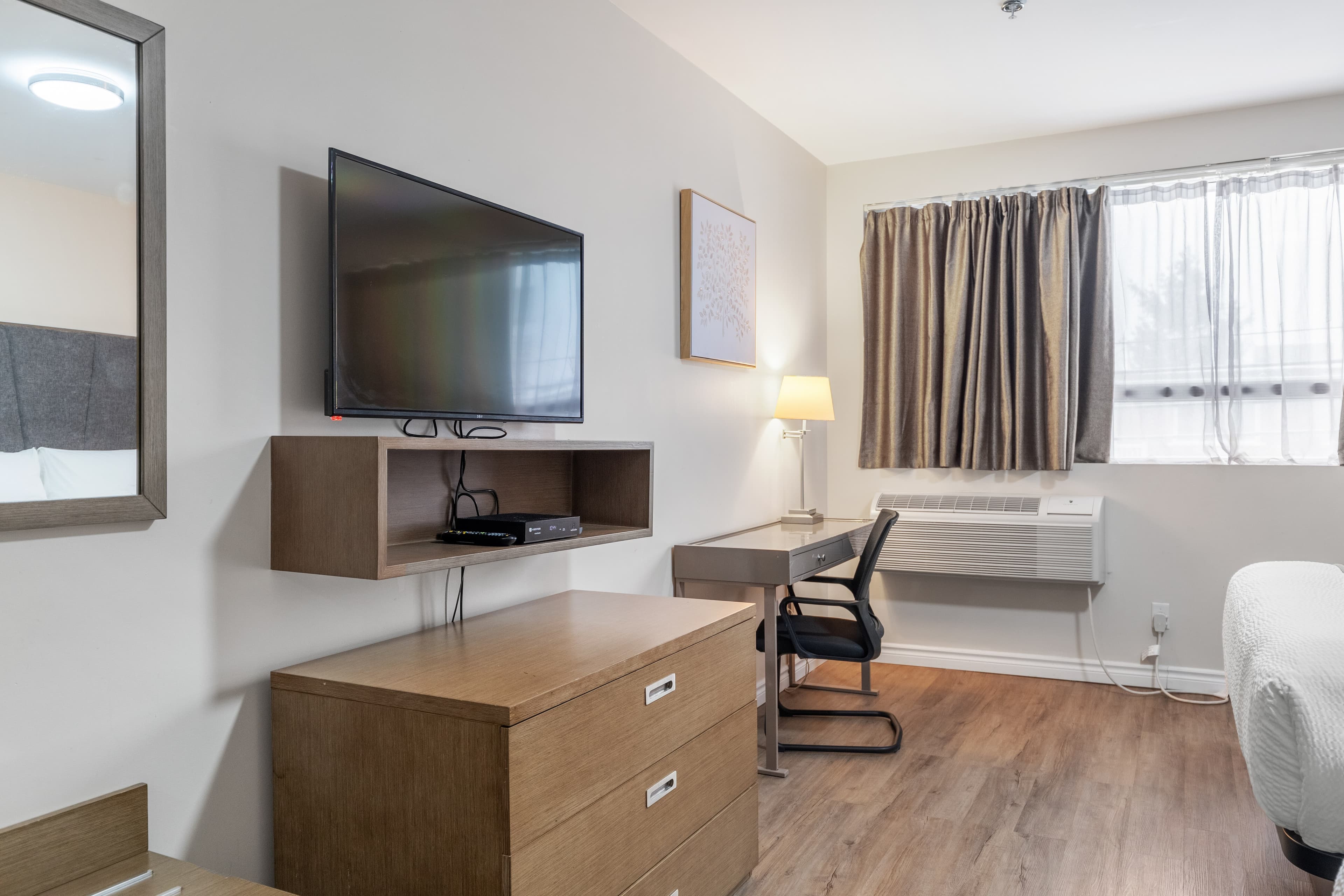 Hotel Montreal Metropolitan, an Ascend Collection Hotel — 7