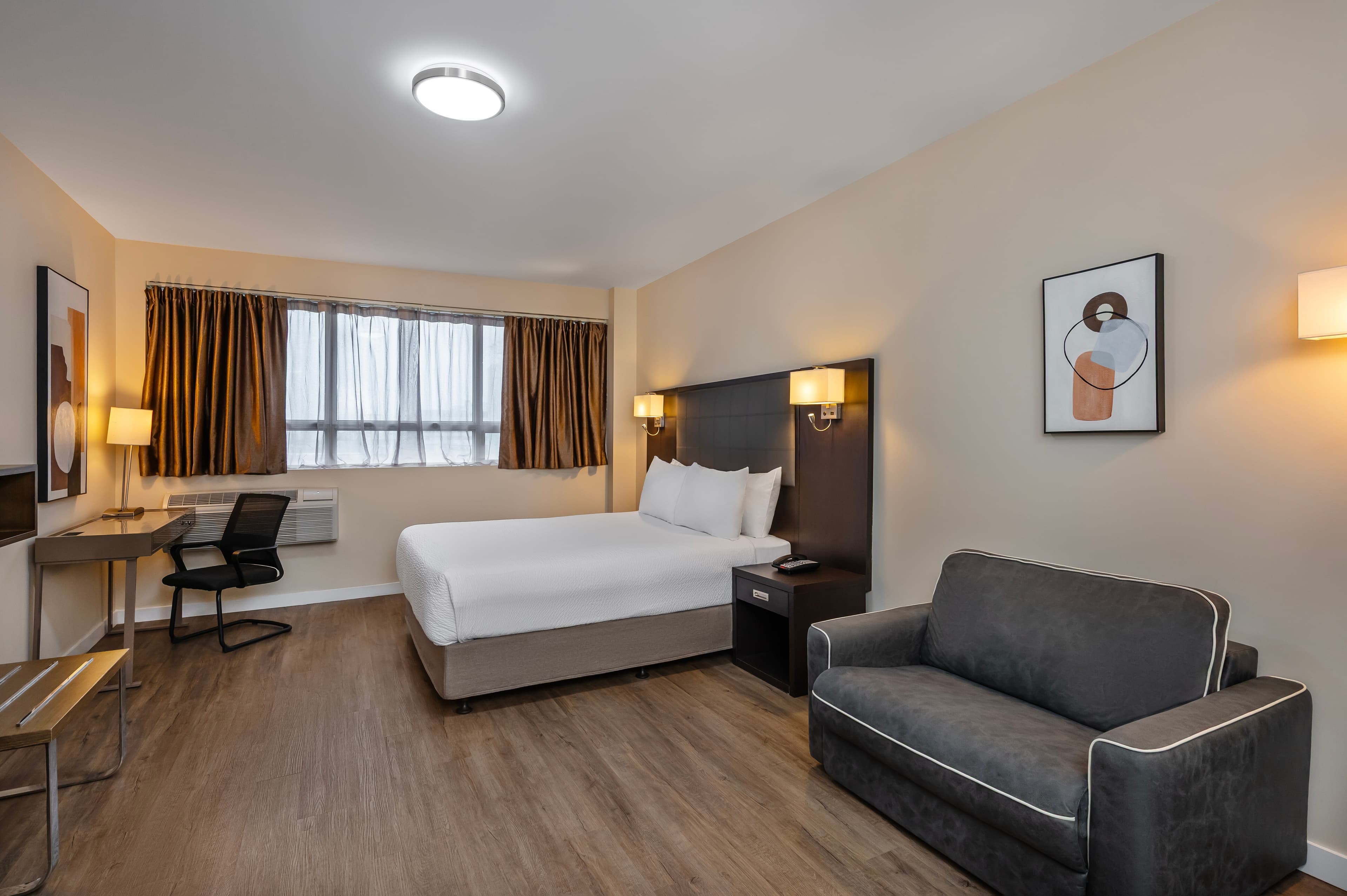Hotel Montreal Metropolitan, an Ascend Collection Hotel — 13