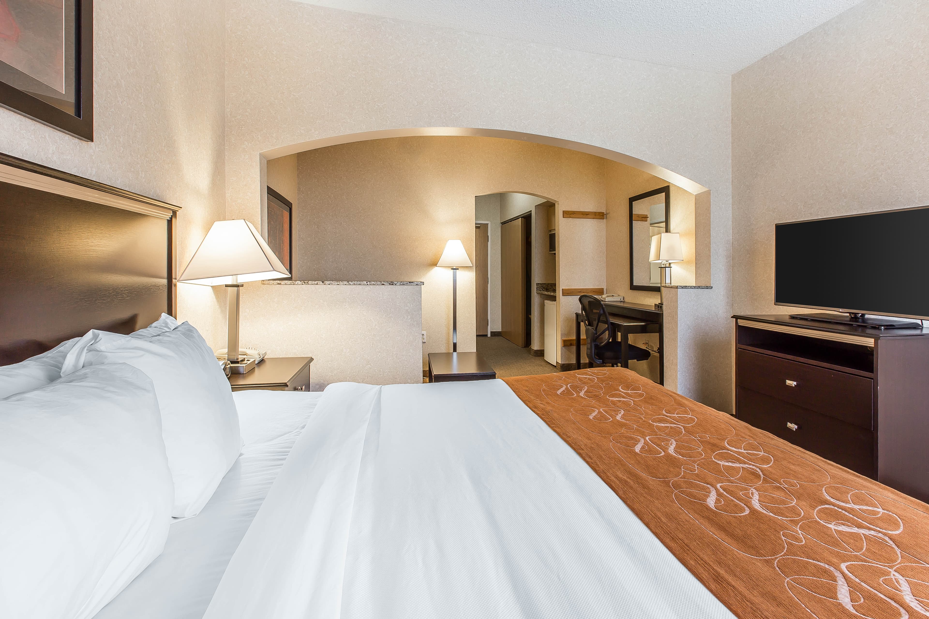 Comfort Suites Summit County - Image 3