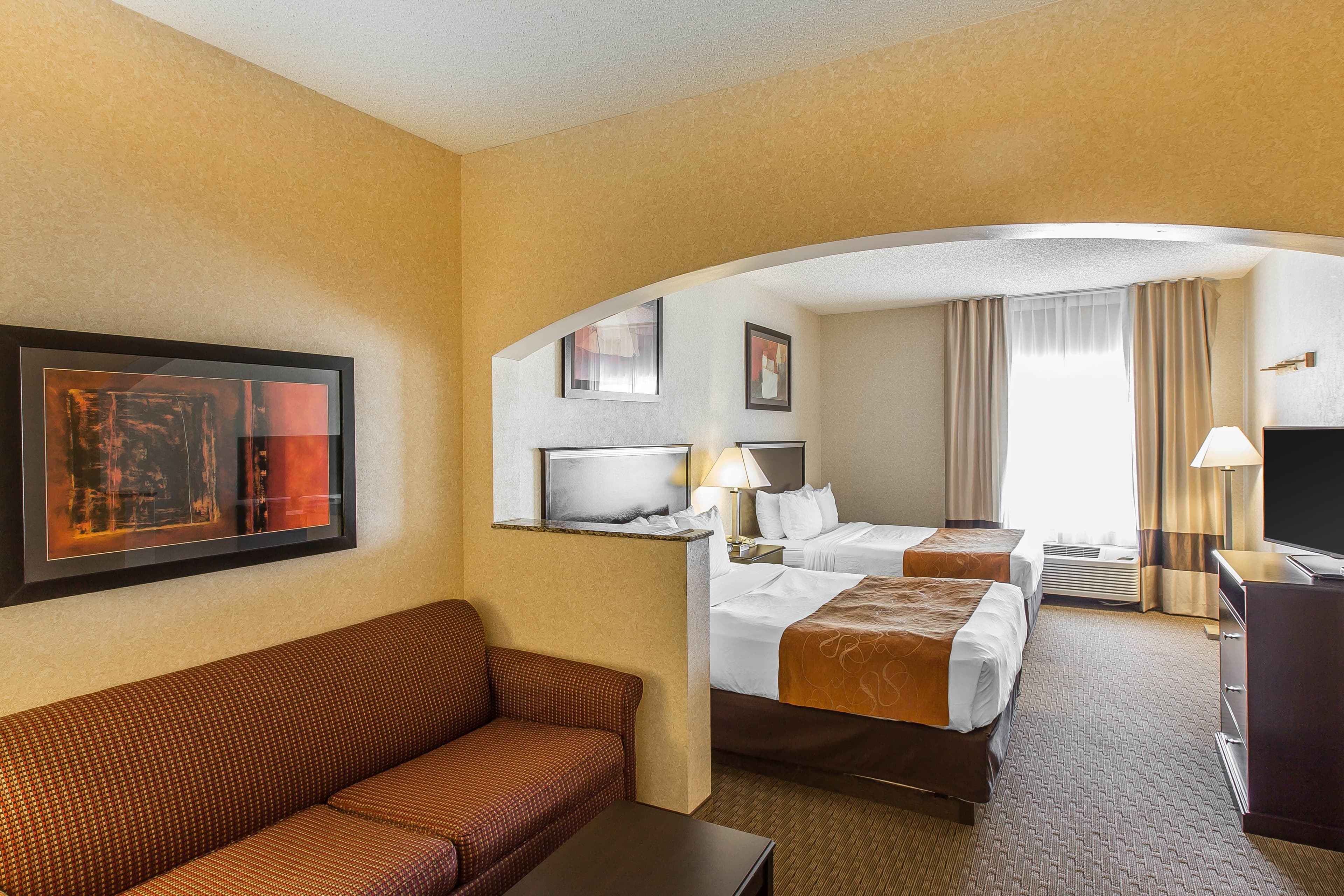 Comfort Suites Summit County — 8
