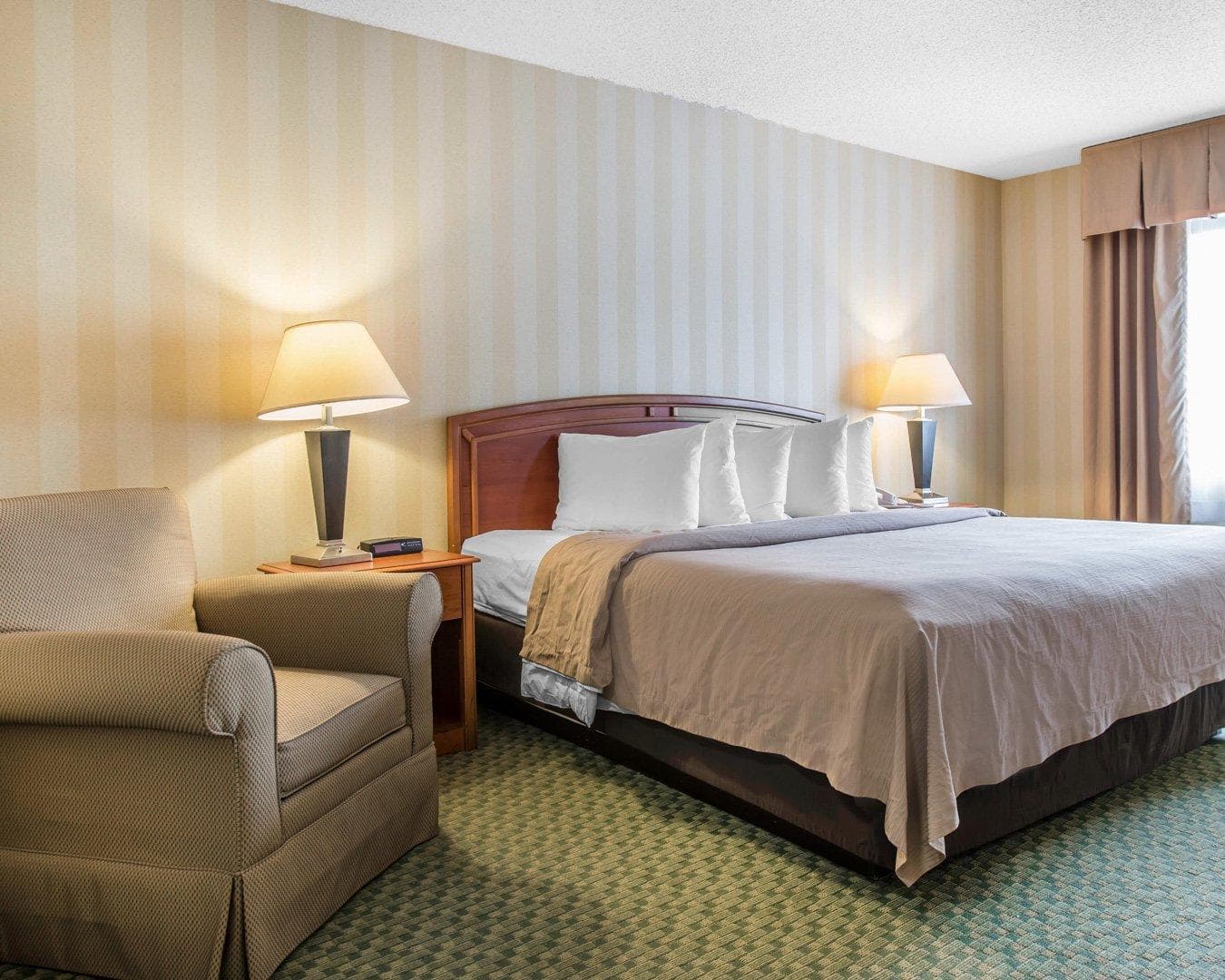 Quality Inn Colorado Springs Airport - Image 2