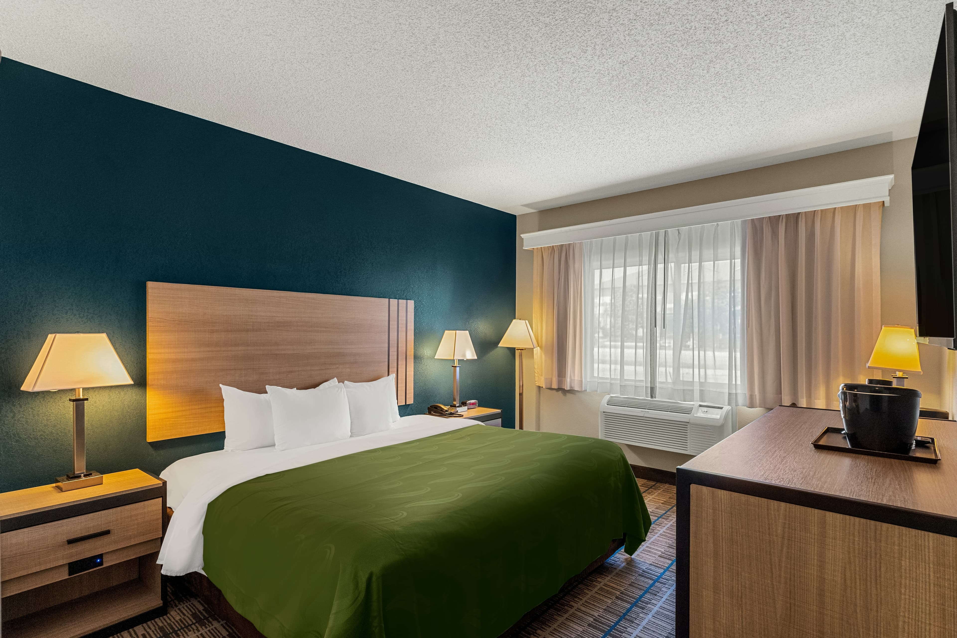 Quality Inn Denver Northeast Brighton - Image 2