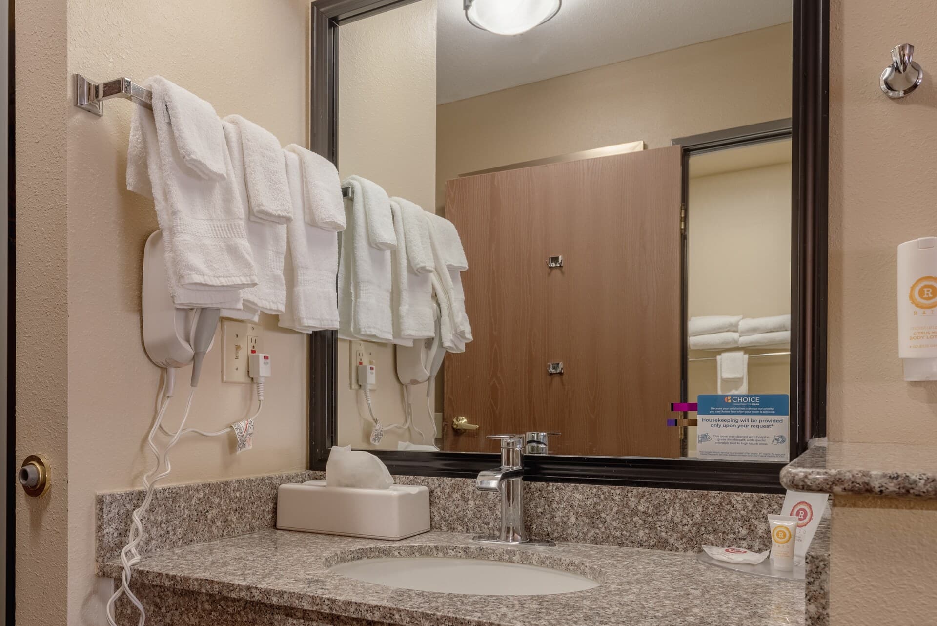 Comfort Inn & Suites Alamosa — 24