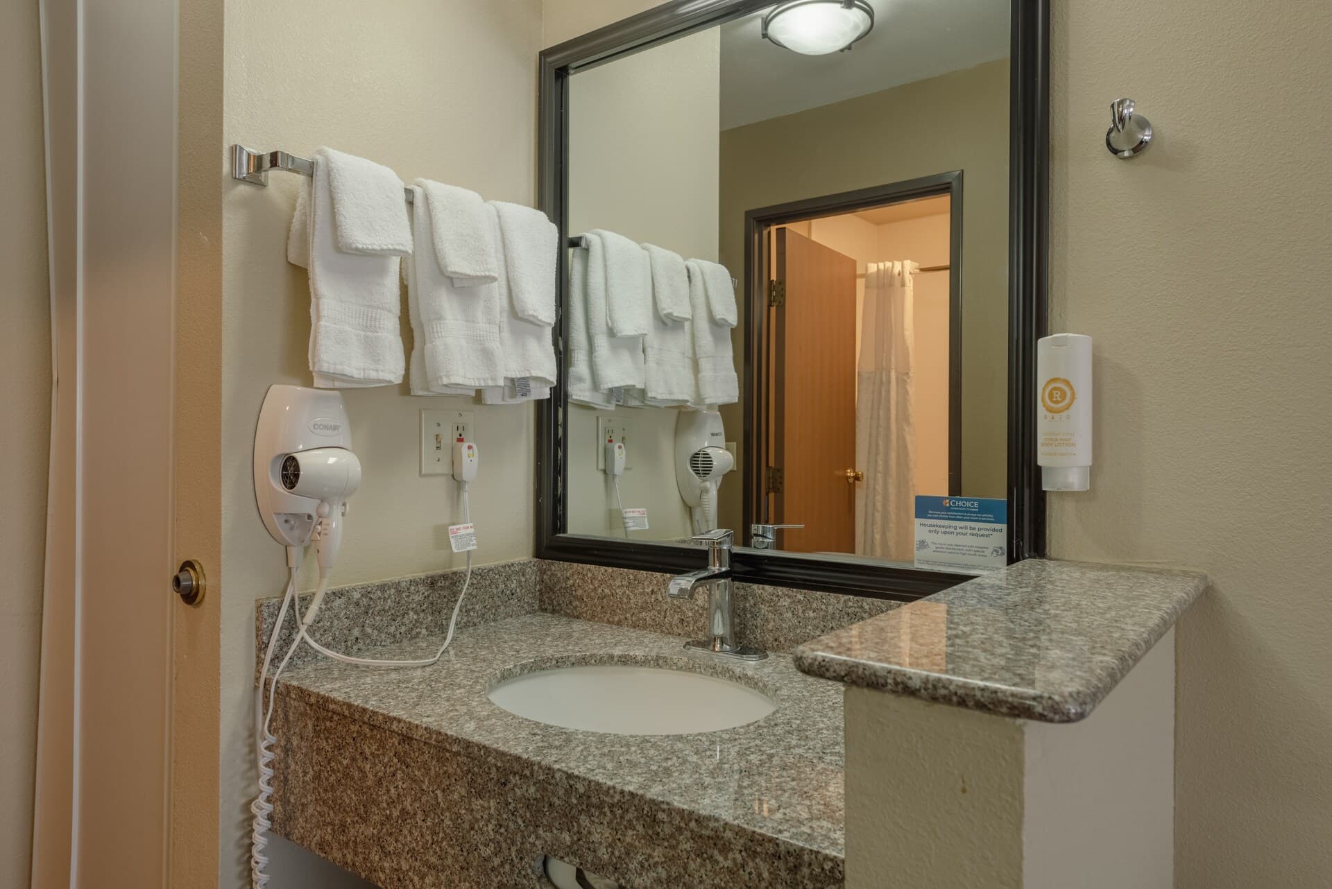 Comfort Inn & Suites Alamosa — 70