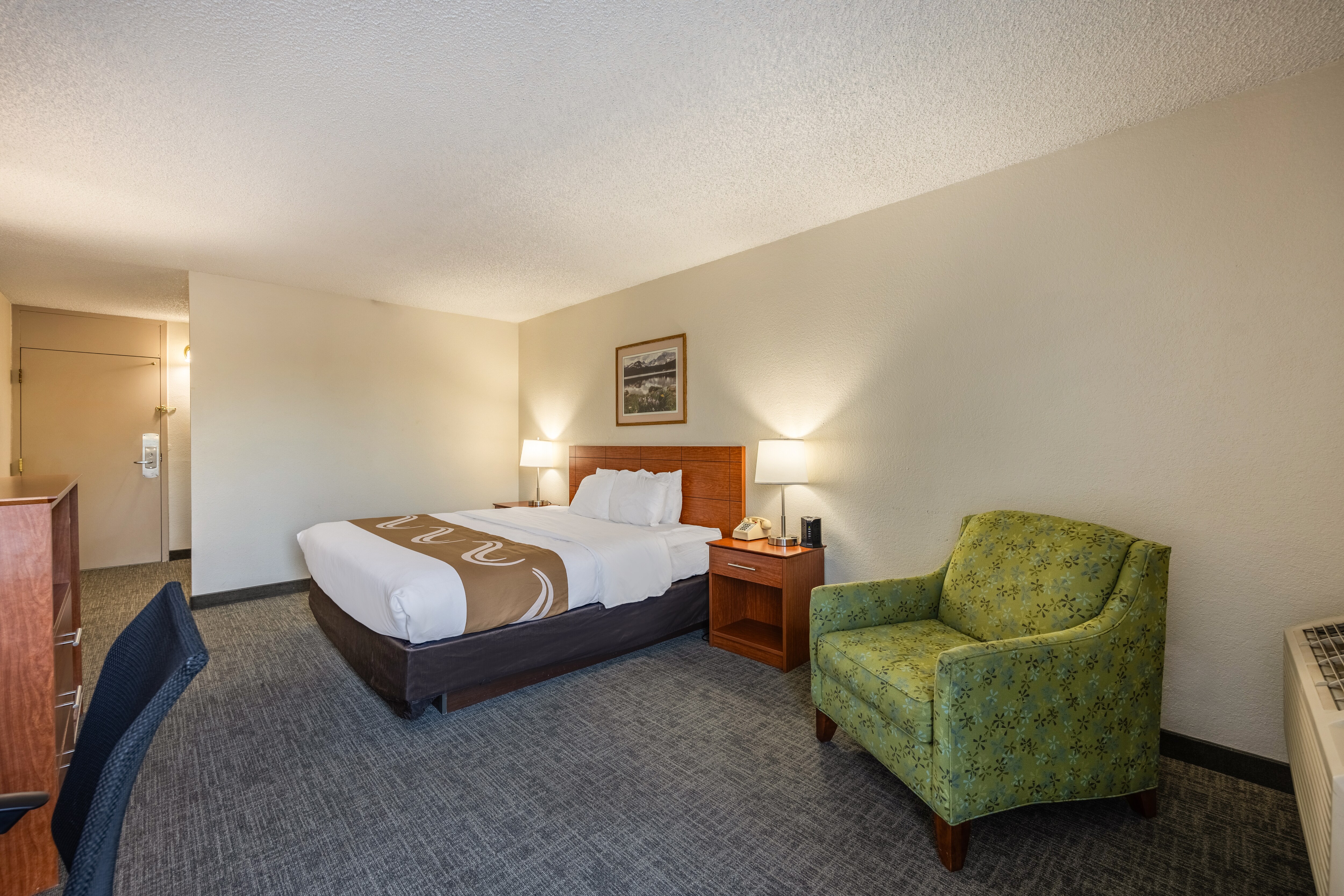 Quality Inn & Suites Canon City - Image 3