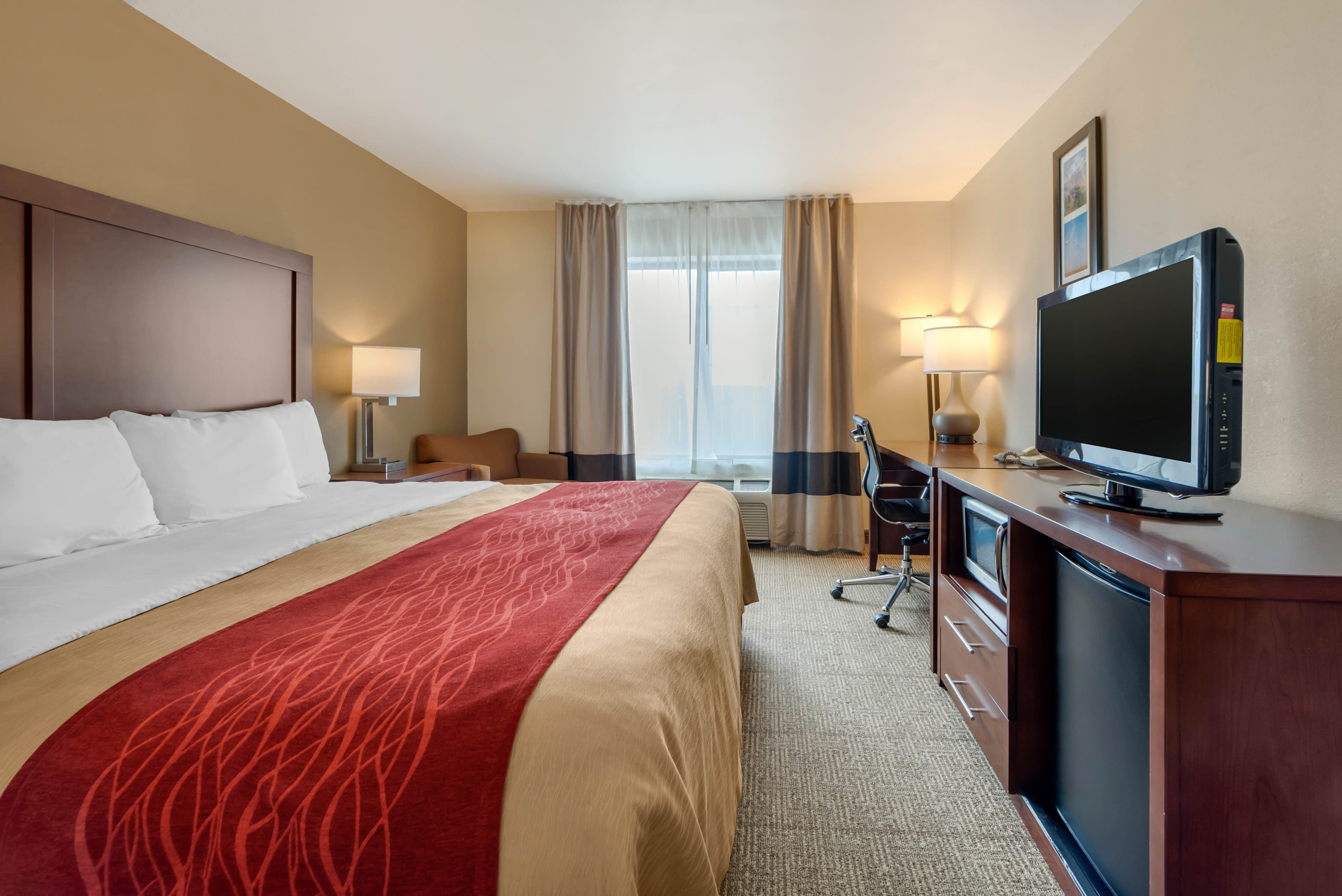 Comfort Inn Limon — 8