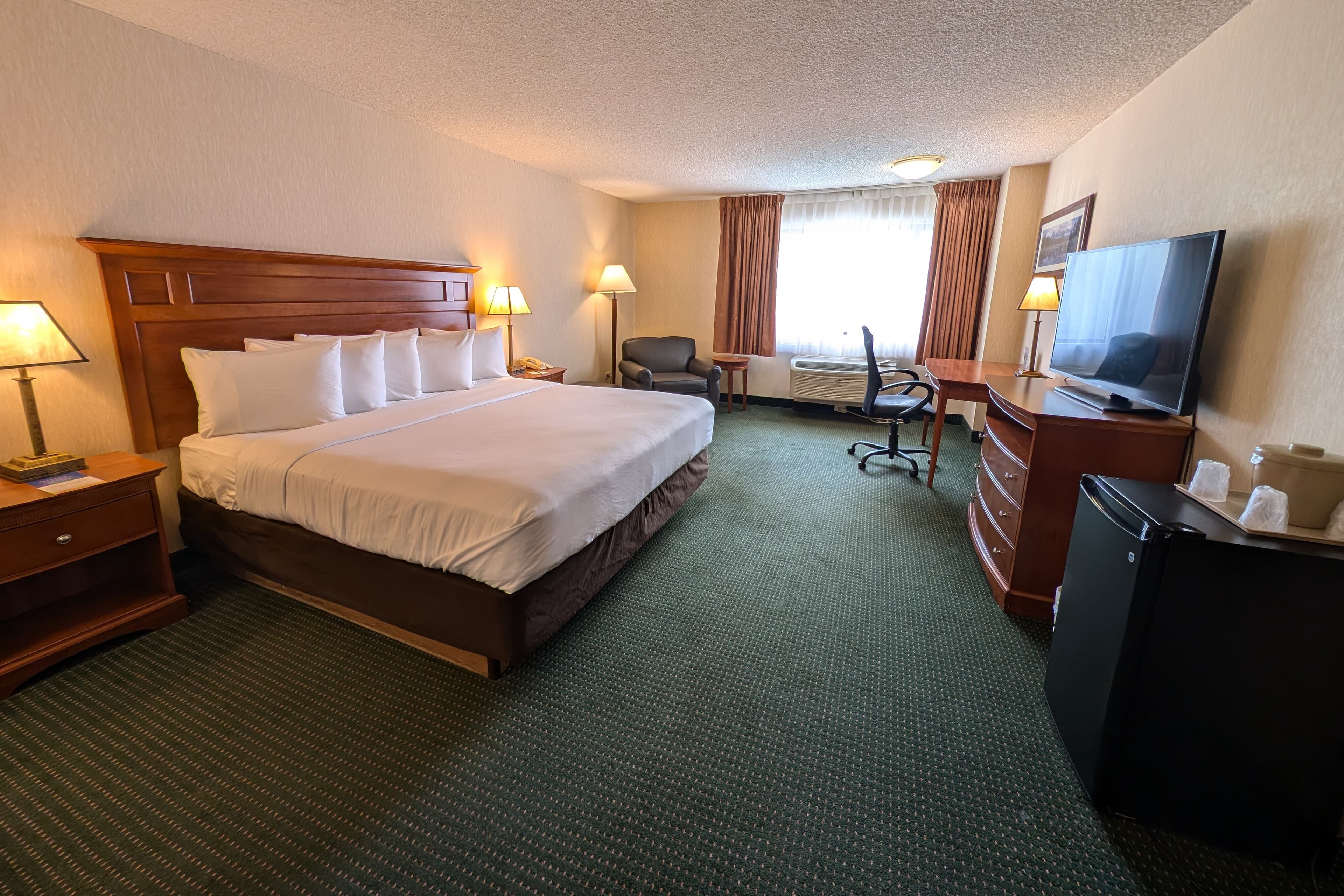 Comfort Inn Near Vail Beaver Creek - Image 3