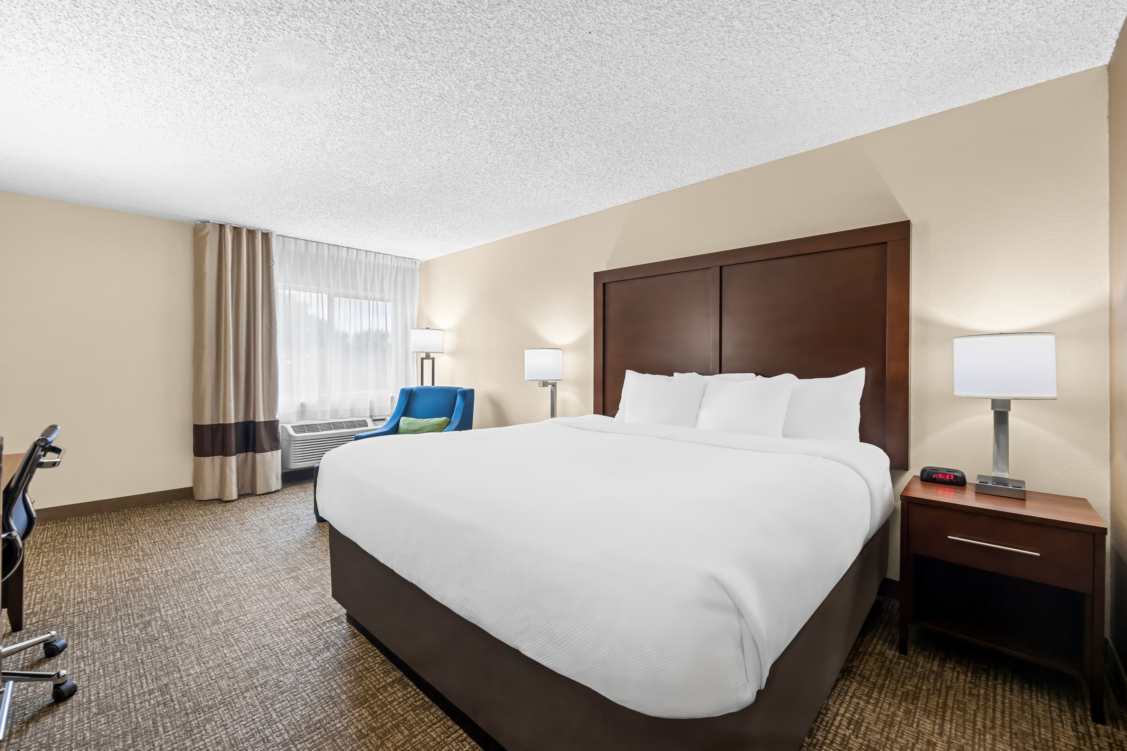 Comfort Inn & Suites Pueblo — 25