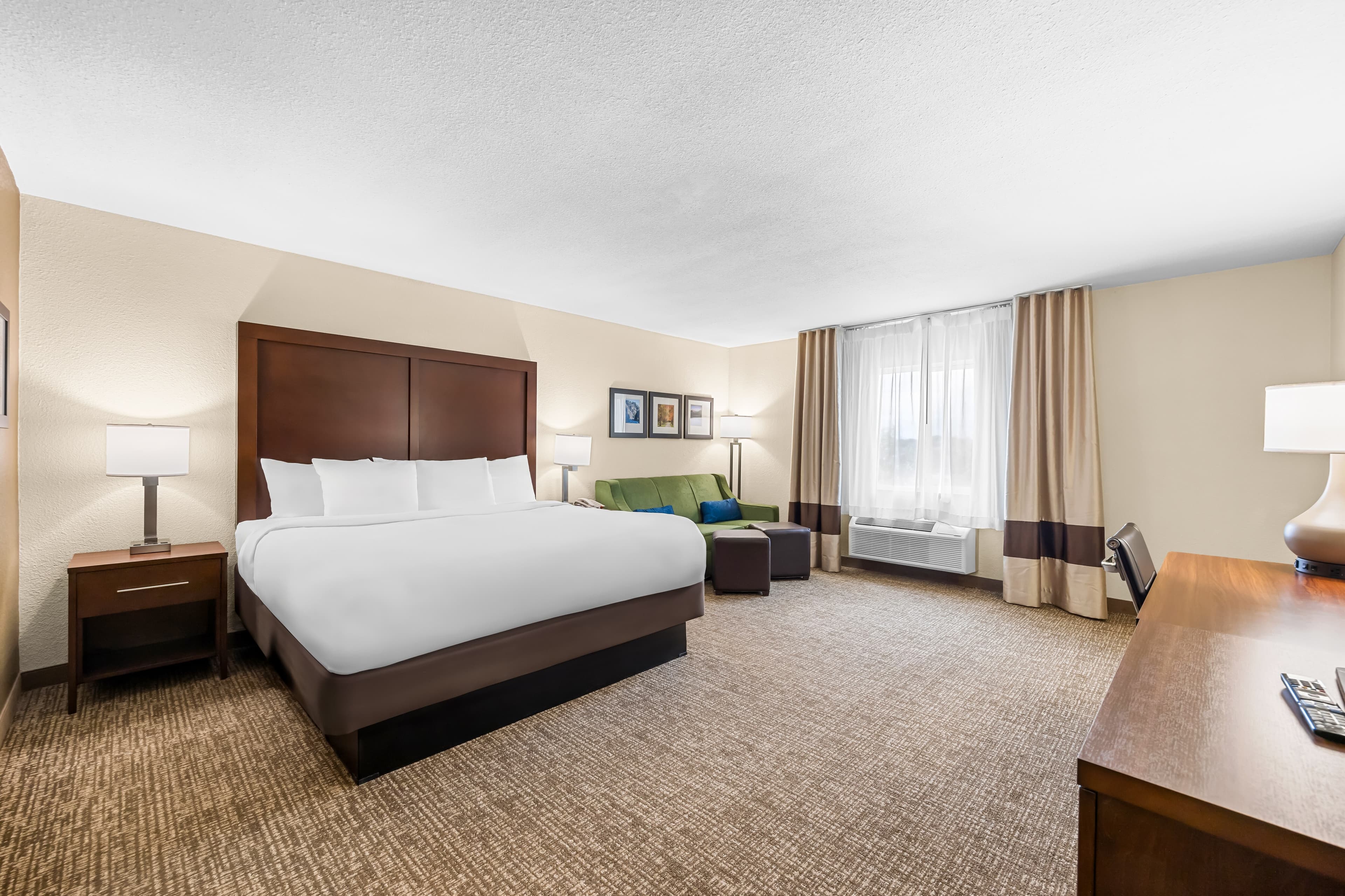 Comfort Inn & Suites Pueblo — 39