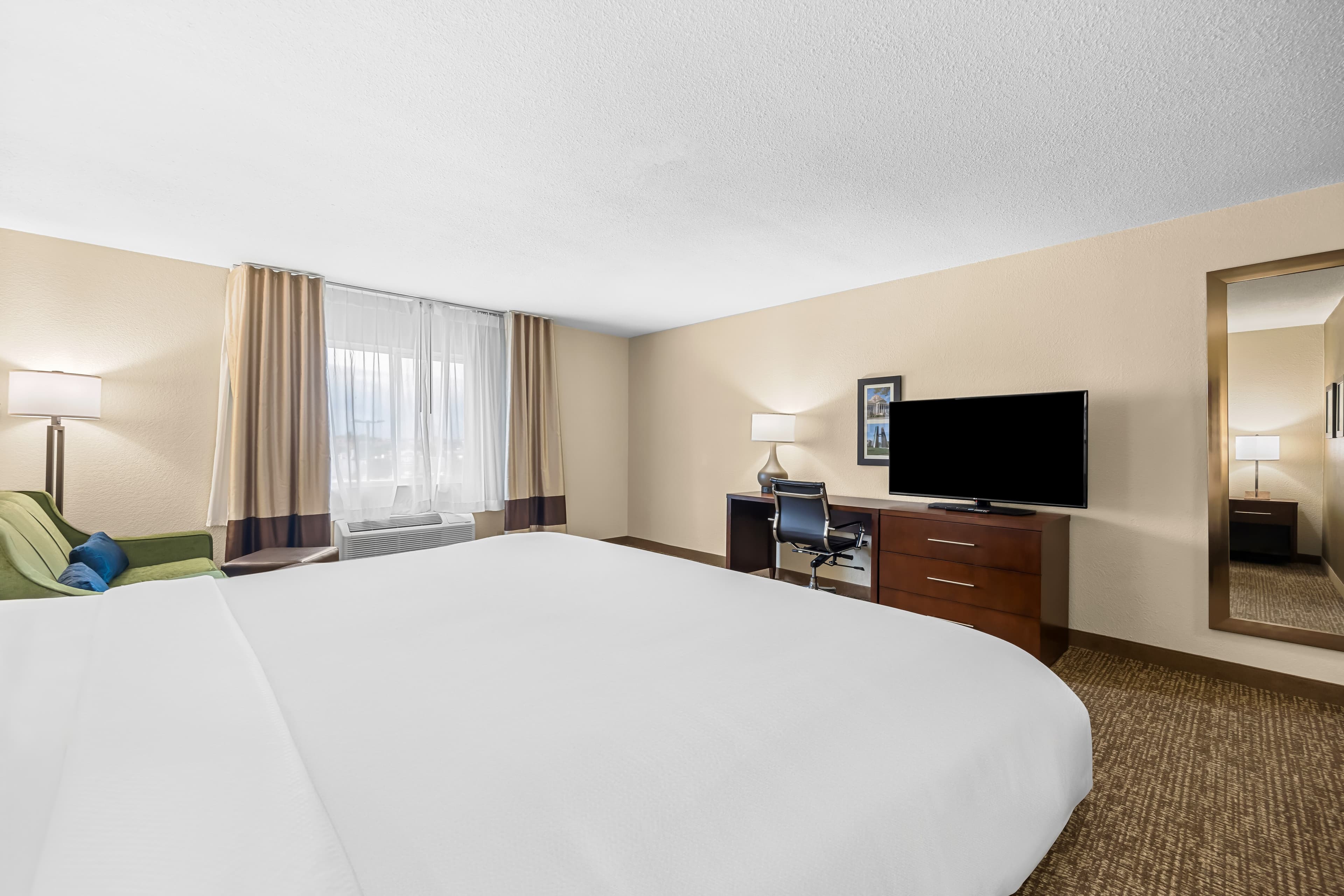 Comfort Inn & Suites Pueblo — 41
