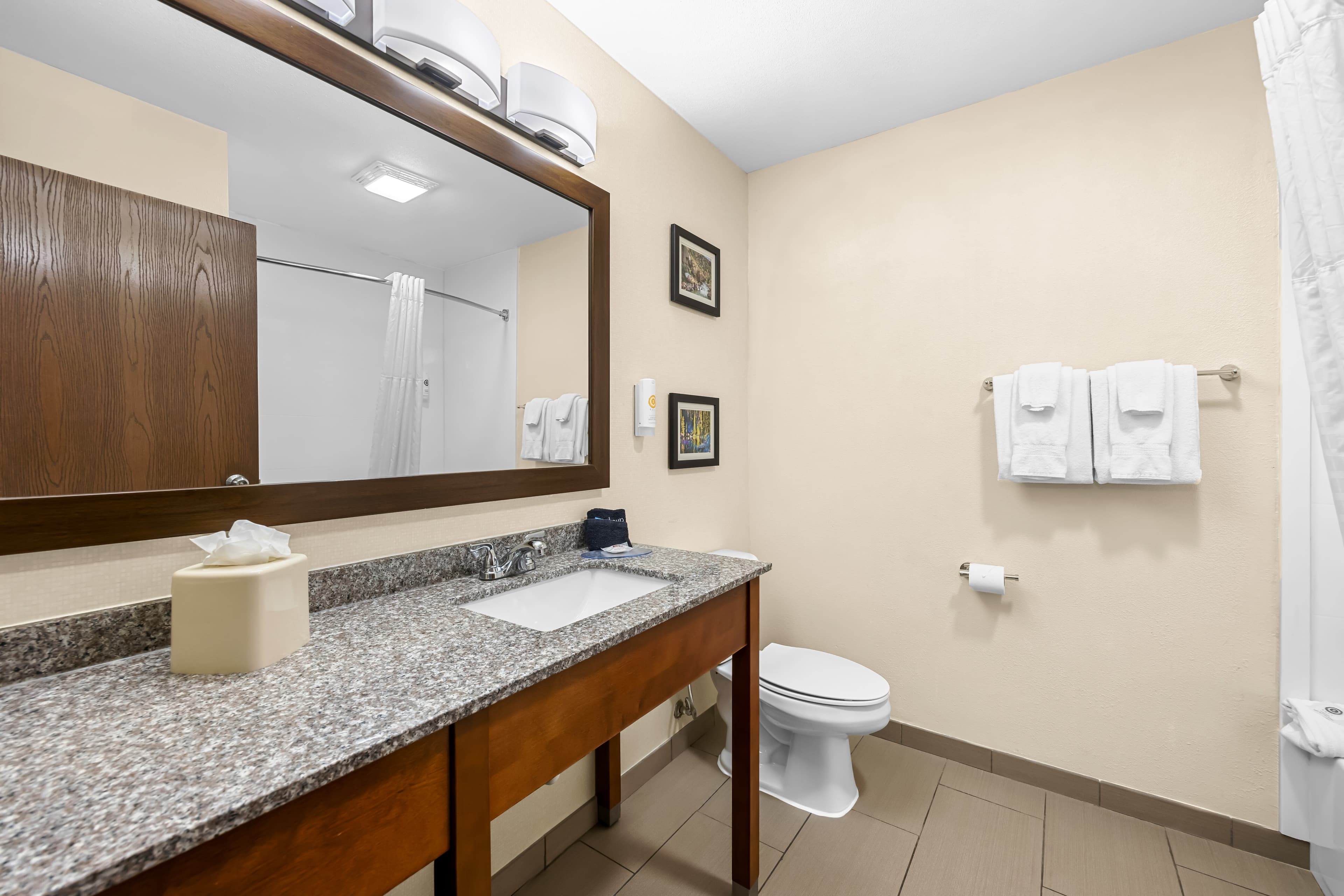 Comfort Inn & Suites Pueblo — 28