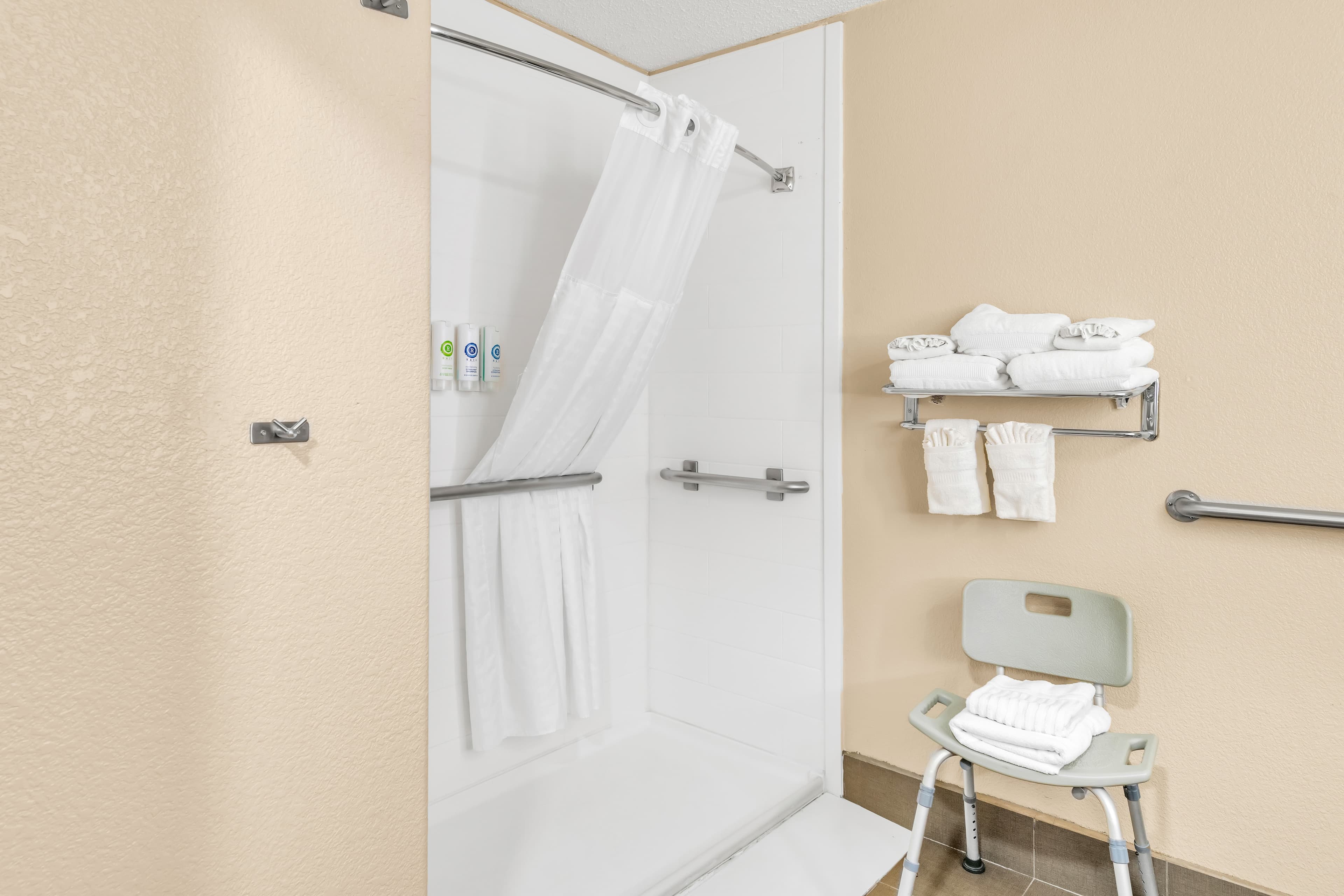 Comfort Suites Lakewood - Denver — 13