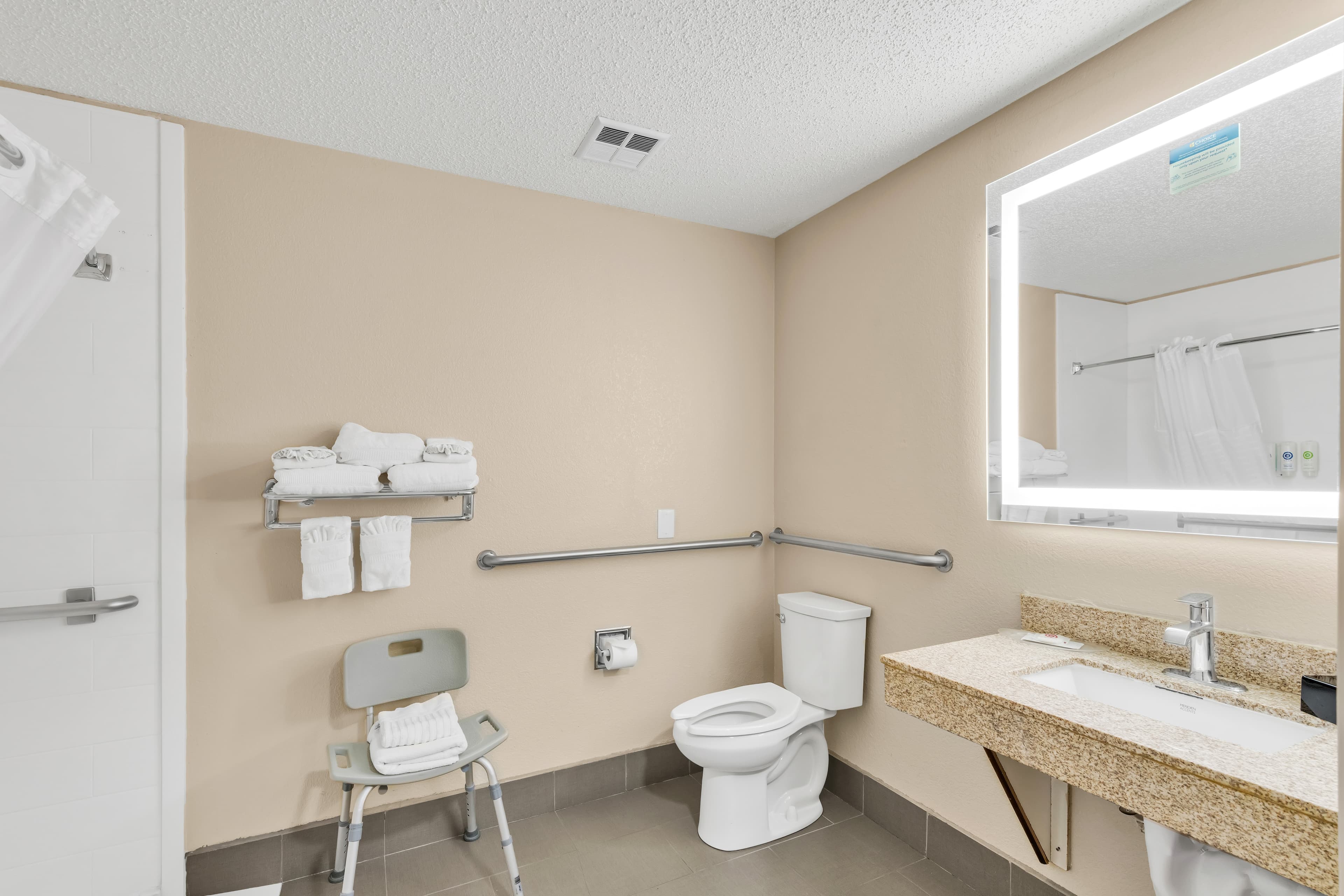 Comfort Suites Lakewood - Denver — 14