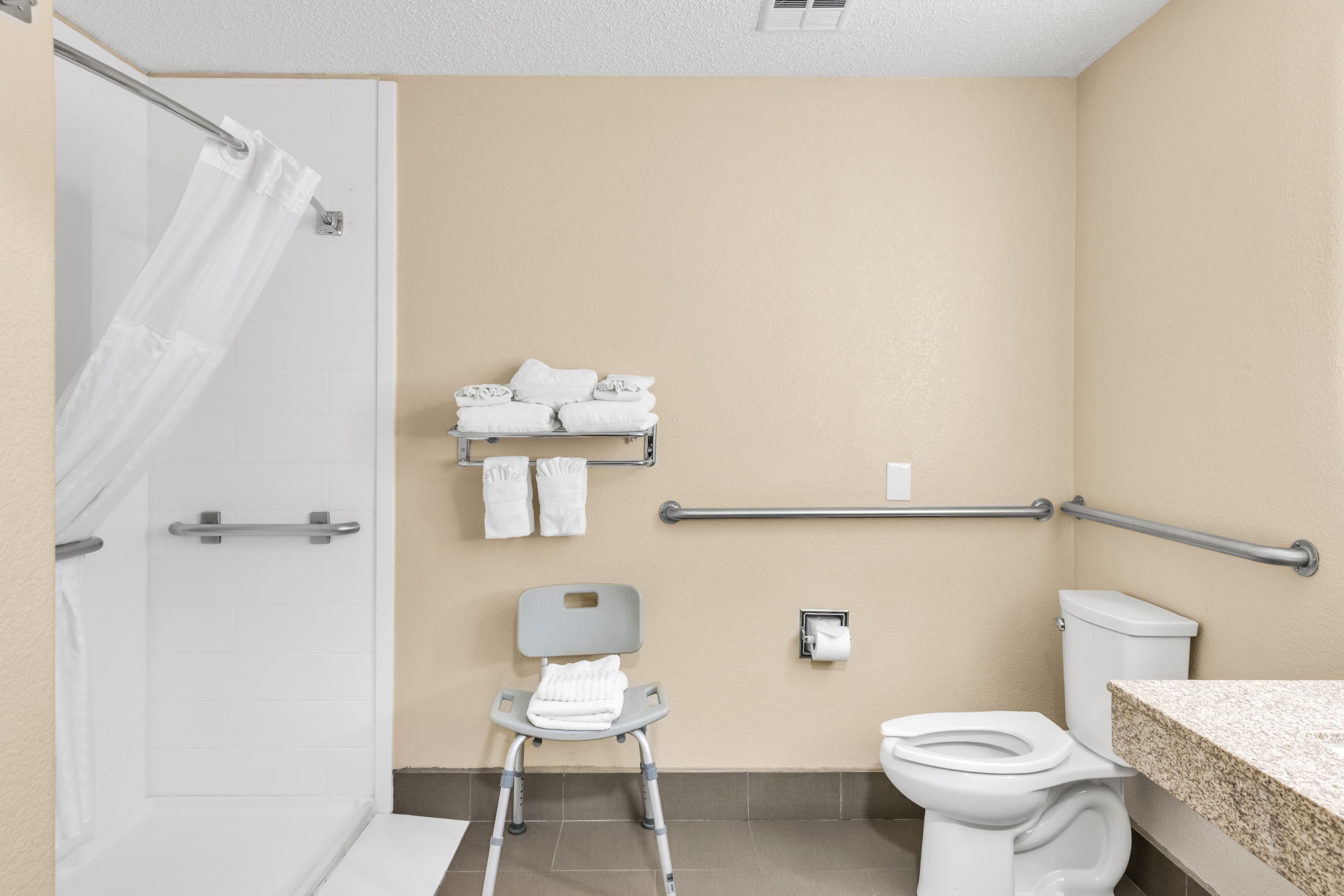 Comfort Suites Lakewood - Denver — 15