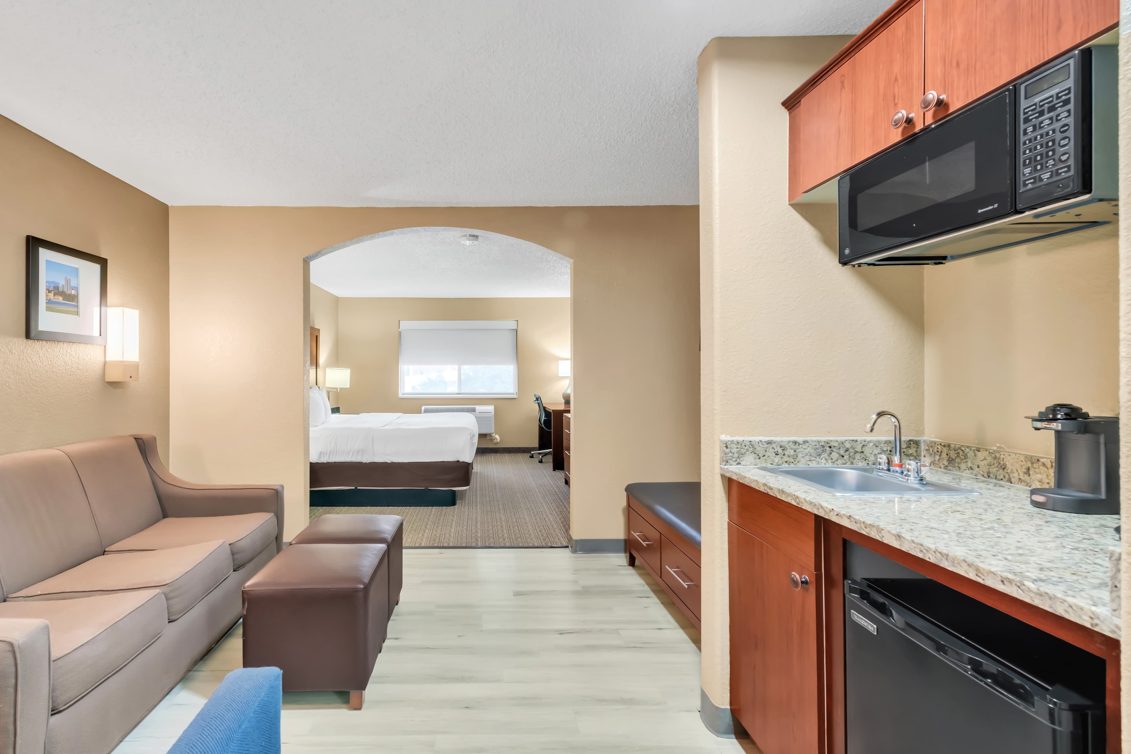 Comfort Suites Lakewood - Denver — 20