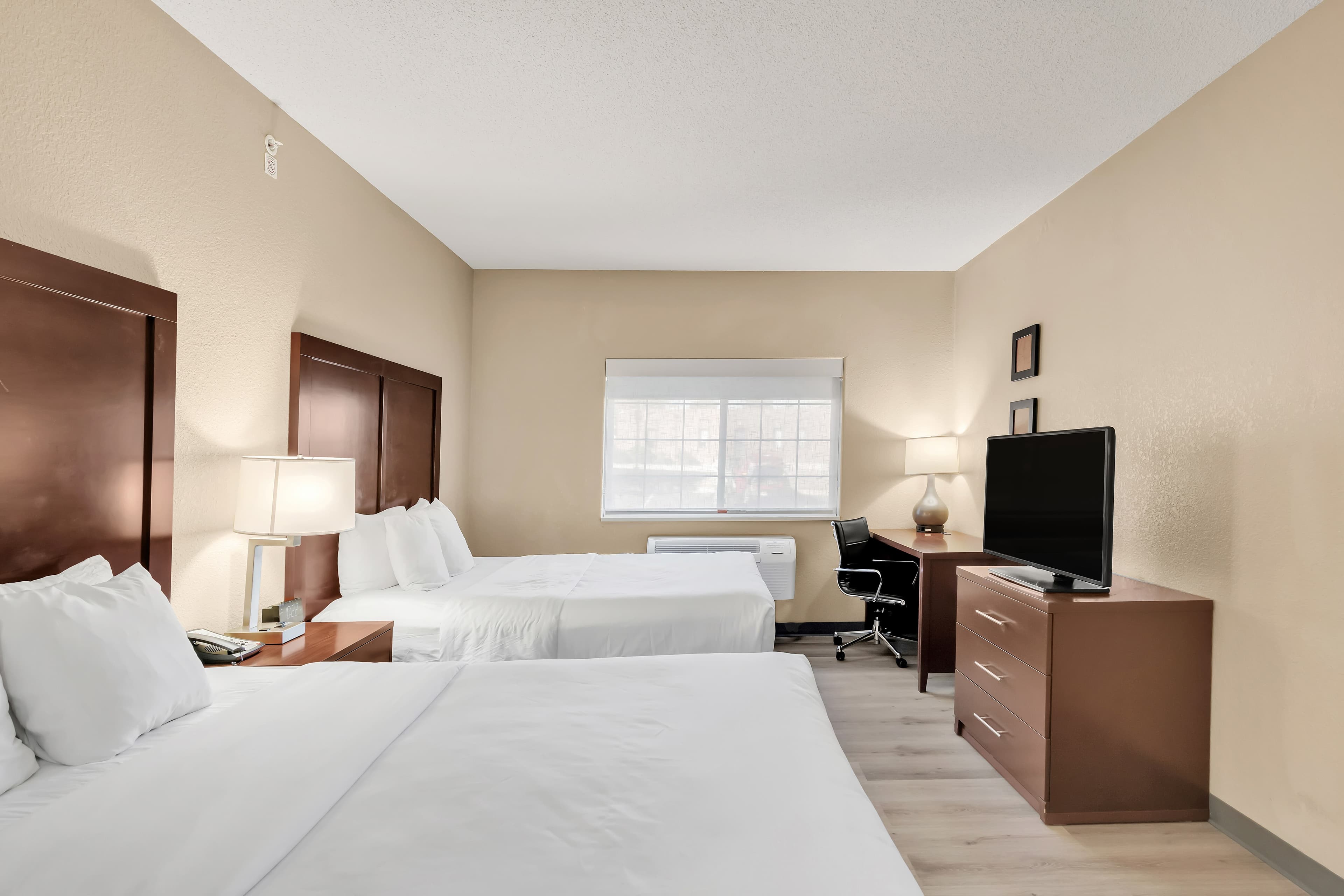 Comfort Suites Lakewood - Denver — 39