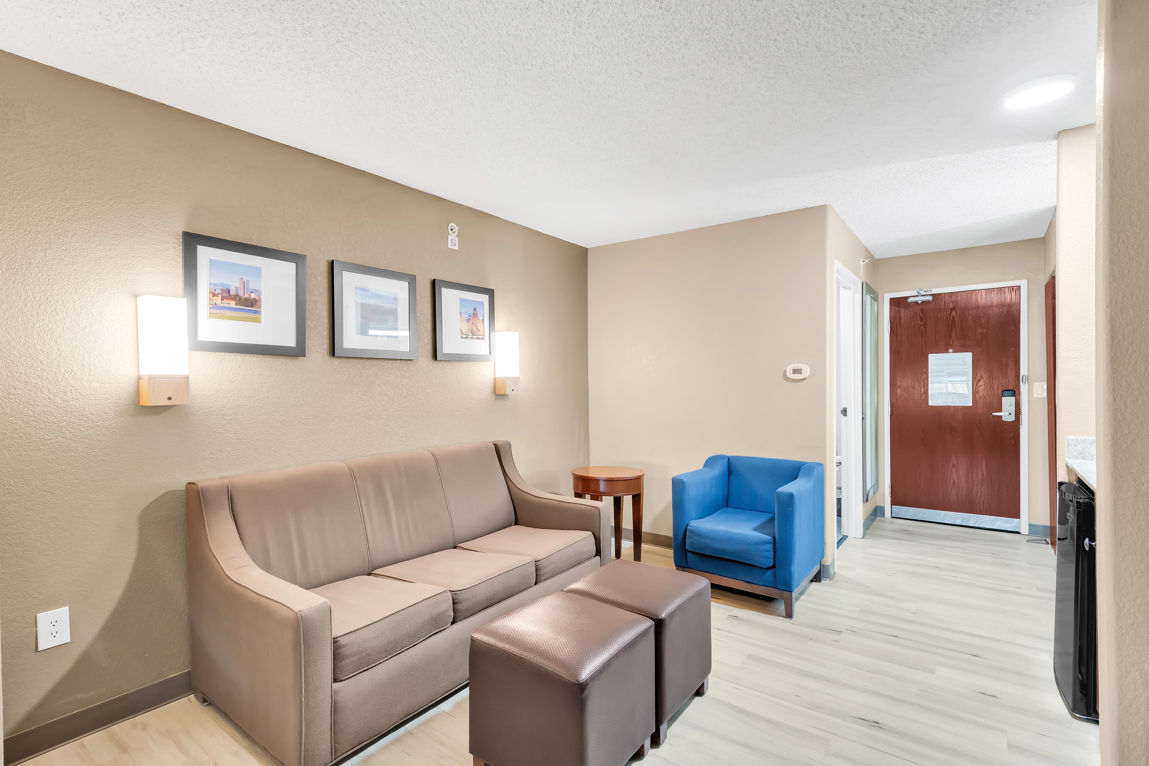 Comfort Suites Lakewood - Denver — 43