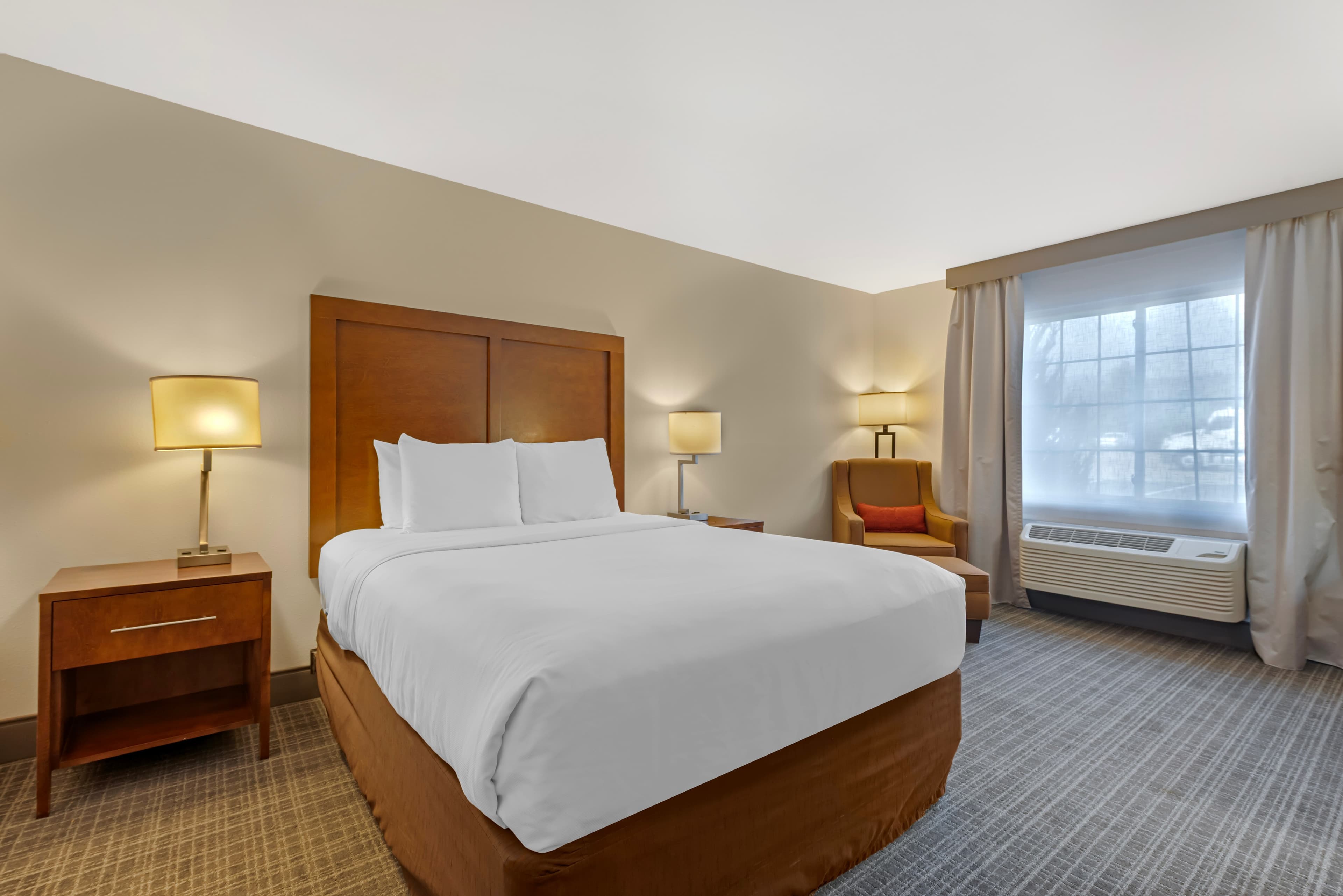 Comfort Inn & Suites Carbondale on the Roaring Fork — 2