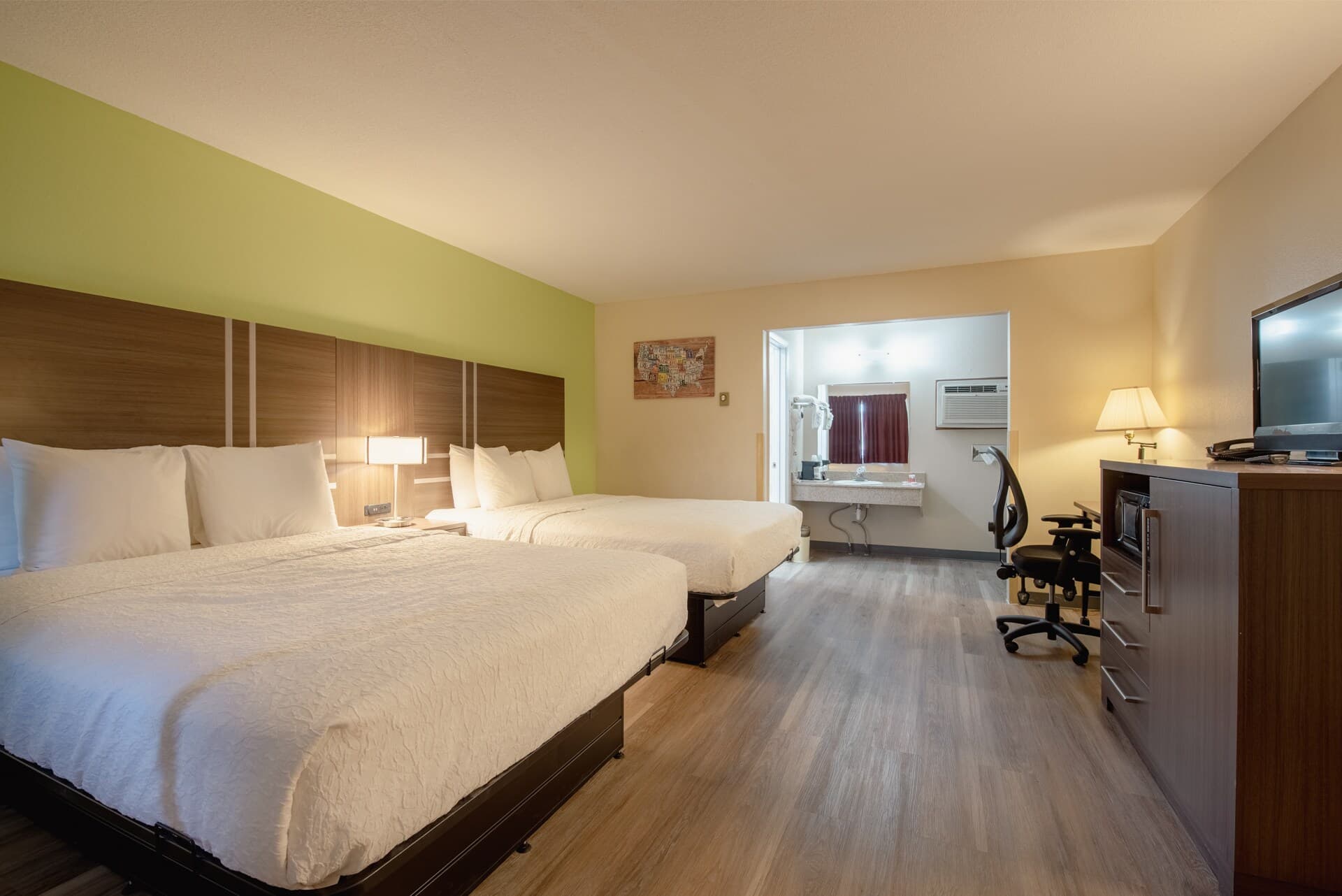 Econo Lodge Cortez near Mesa Verde — 46