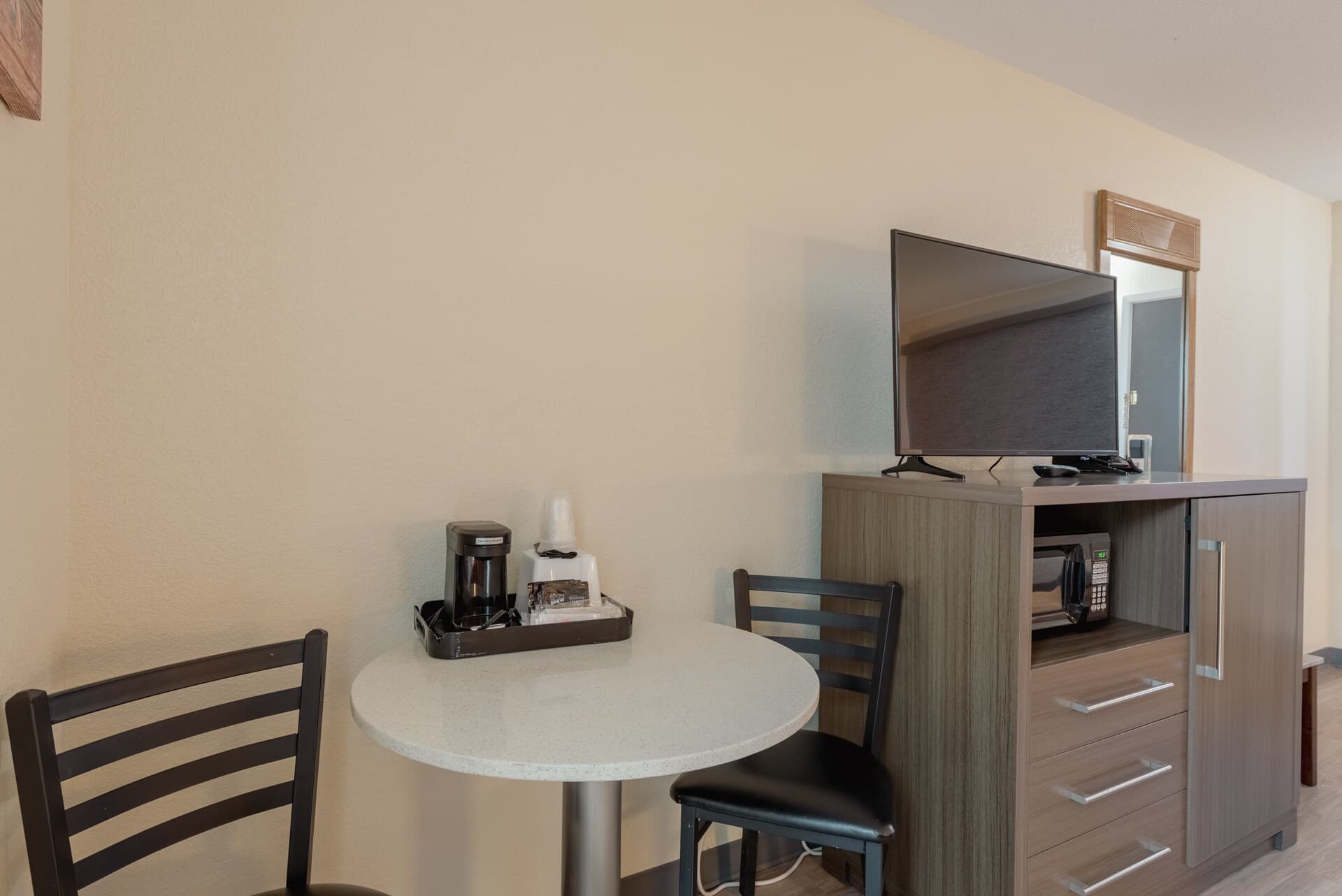 Econo Lodge Cortez near Mesa Verde — 40