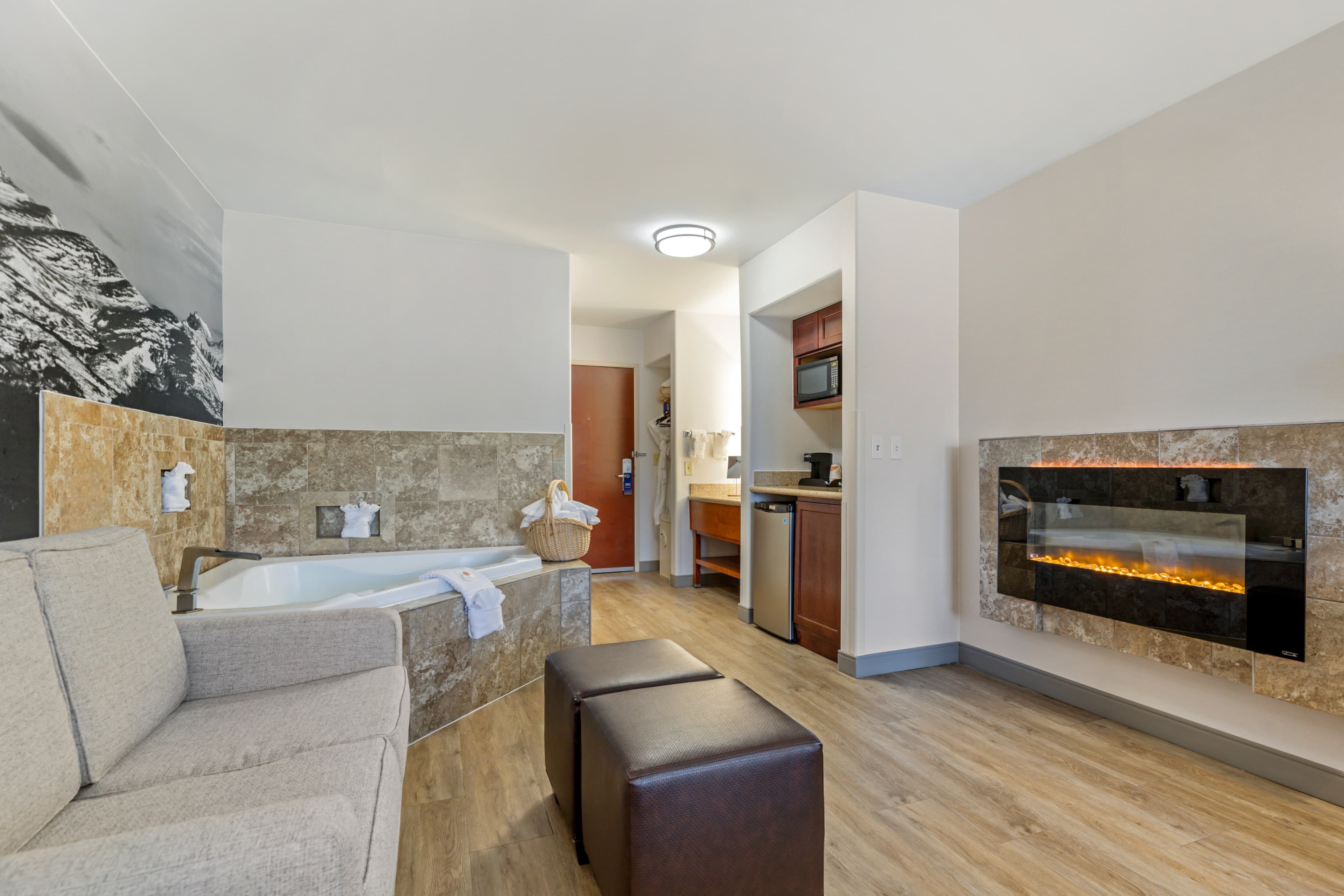 Comfort Suites Golden West on Evergreen Parkway — 18