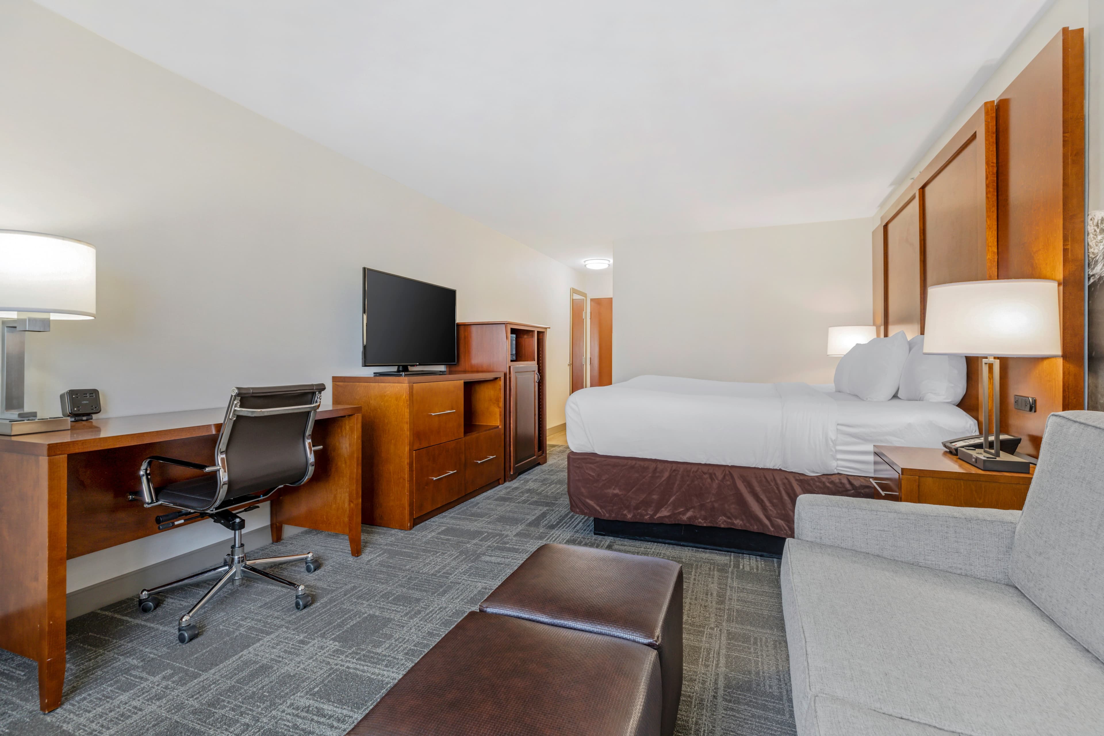 Comfort Suites Golden West on Evergreen Parkway — 24