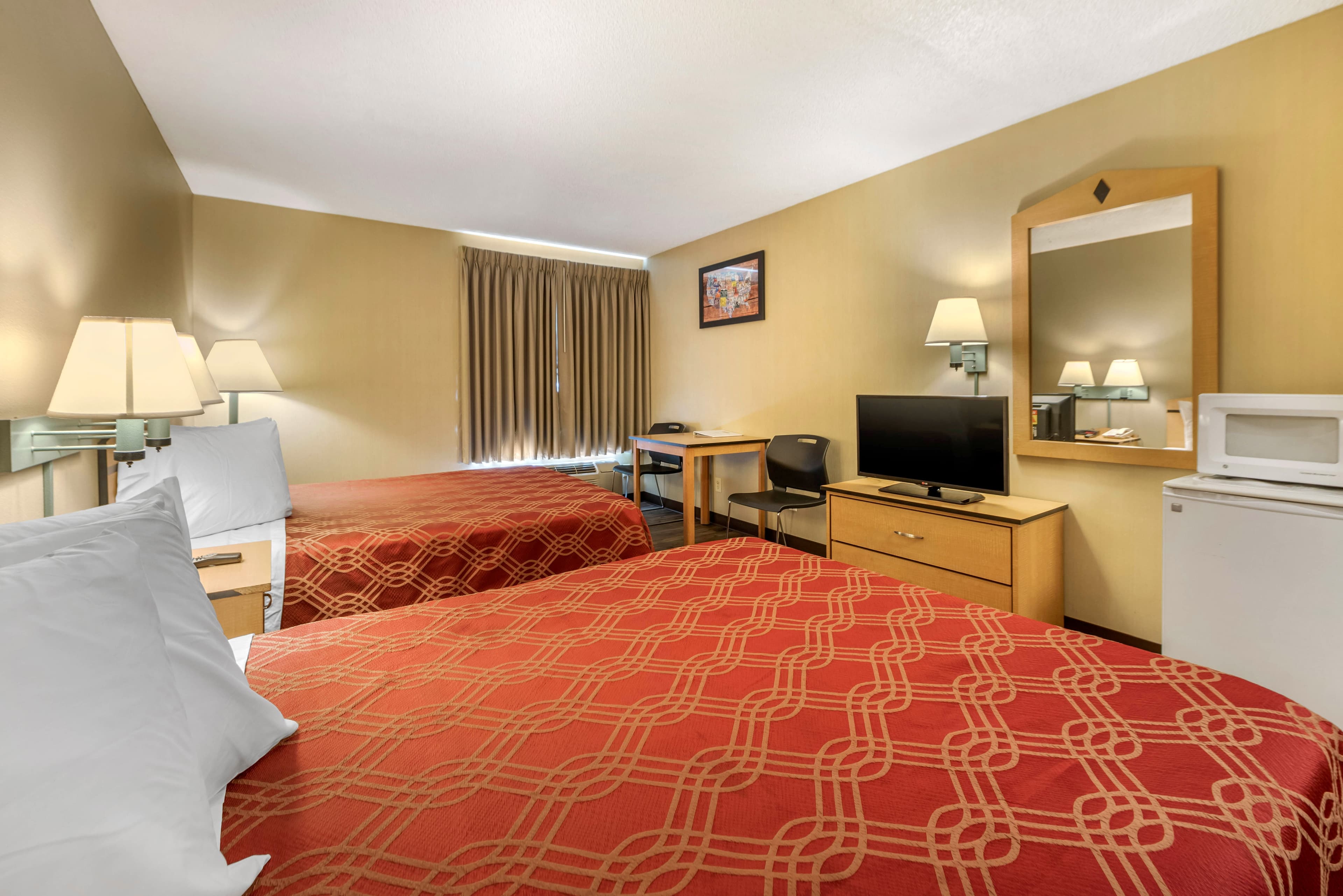Econo Lodge Colorado Springs near Airport — 8
