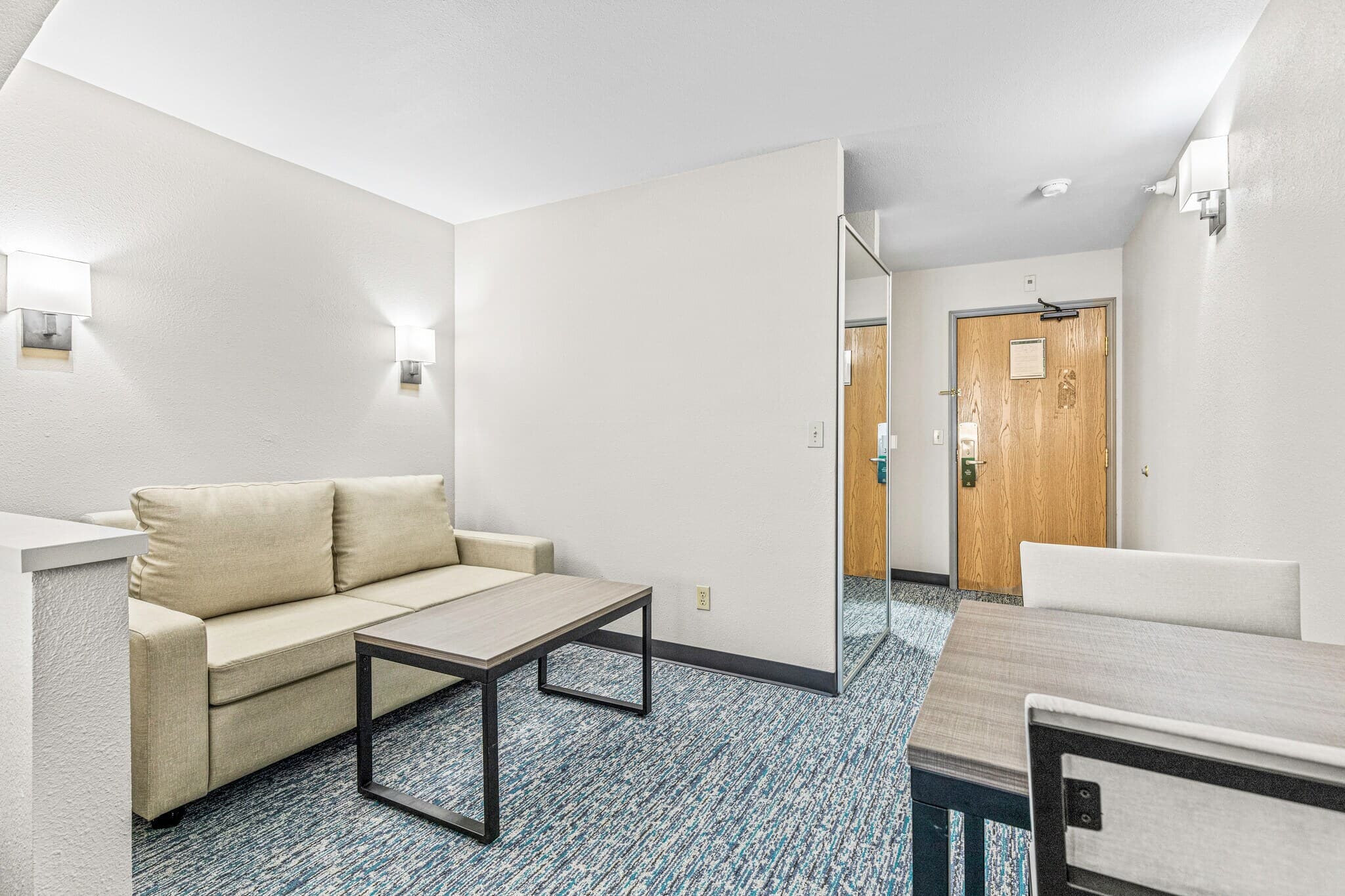 Quality Inn & Suites On The River — 8