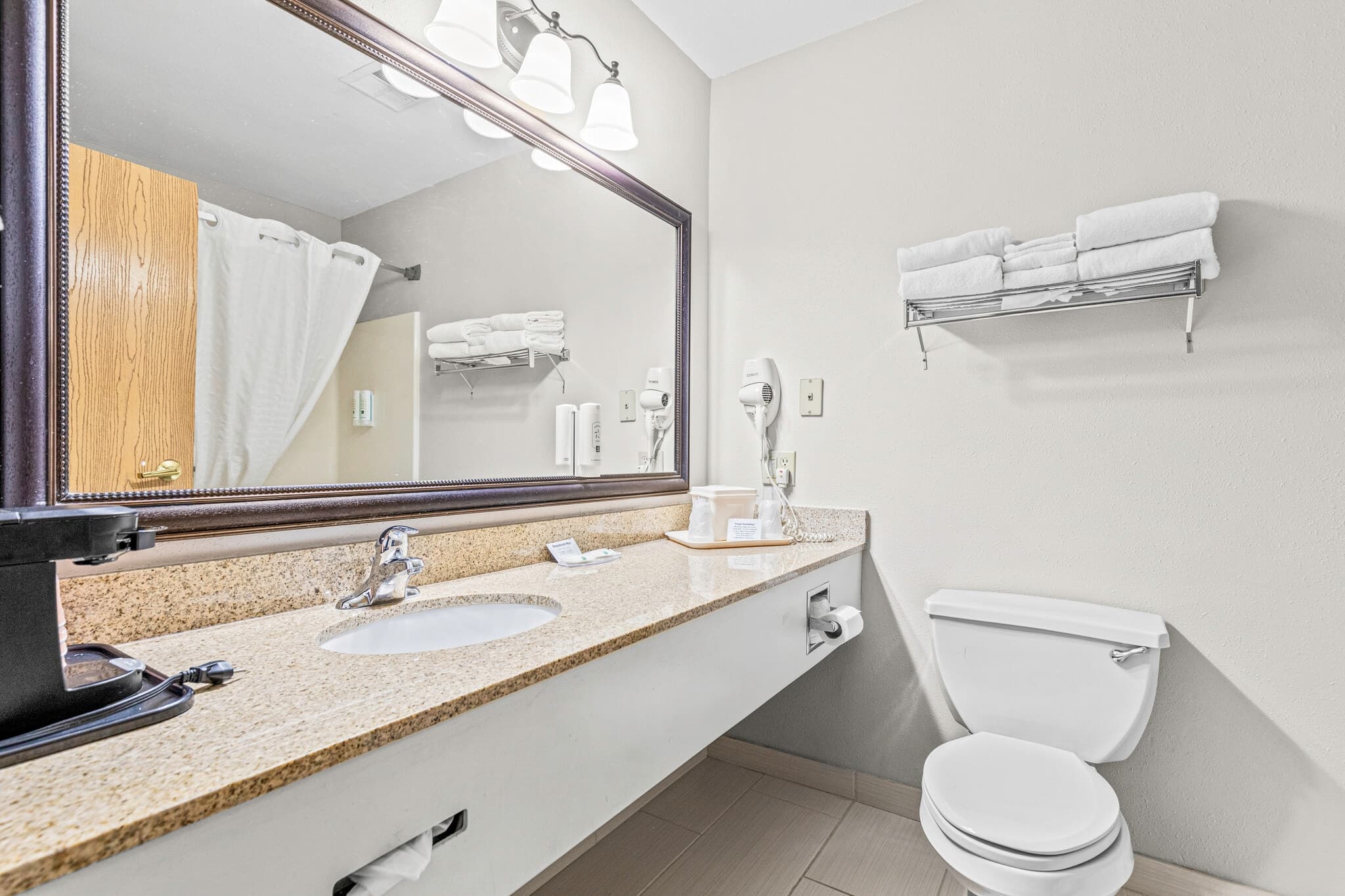 Quality Inn & Suites On The River — 7