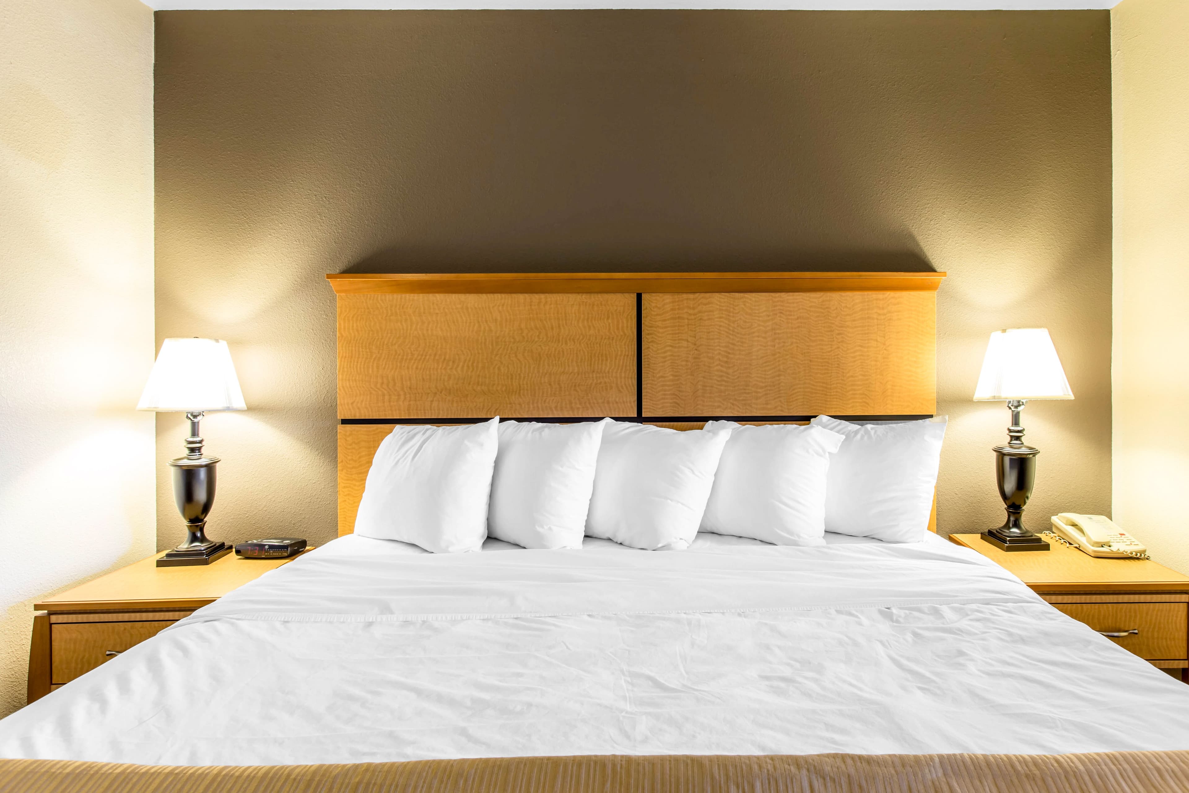 Quality Inn & Suites Silverthorne - Copper Mountain - Image 2
