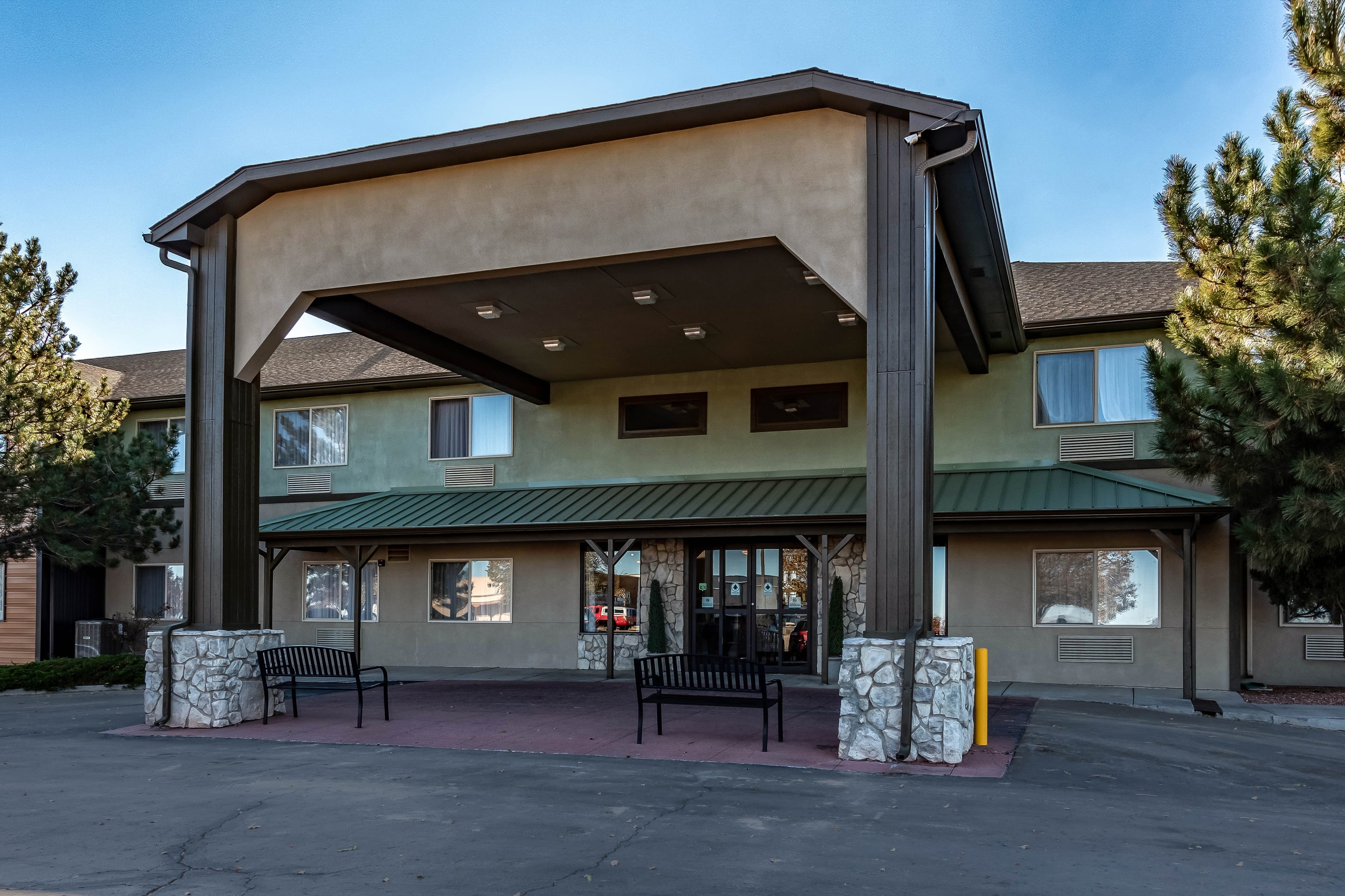 Quality Inn & Suites Pueblo West - Image 1