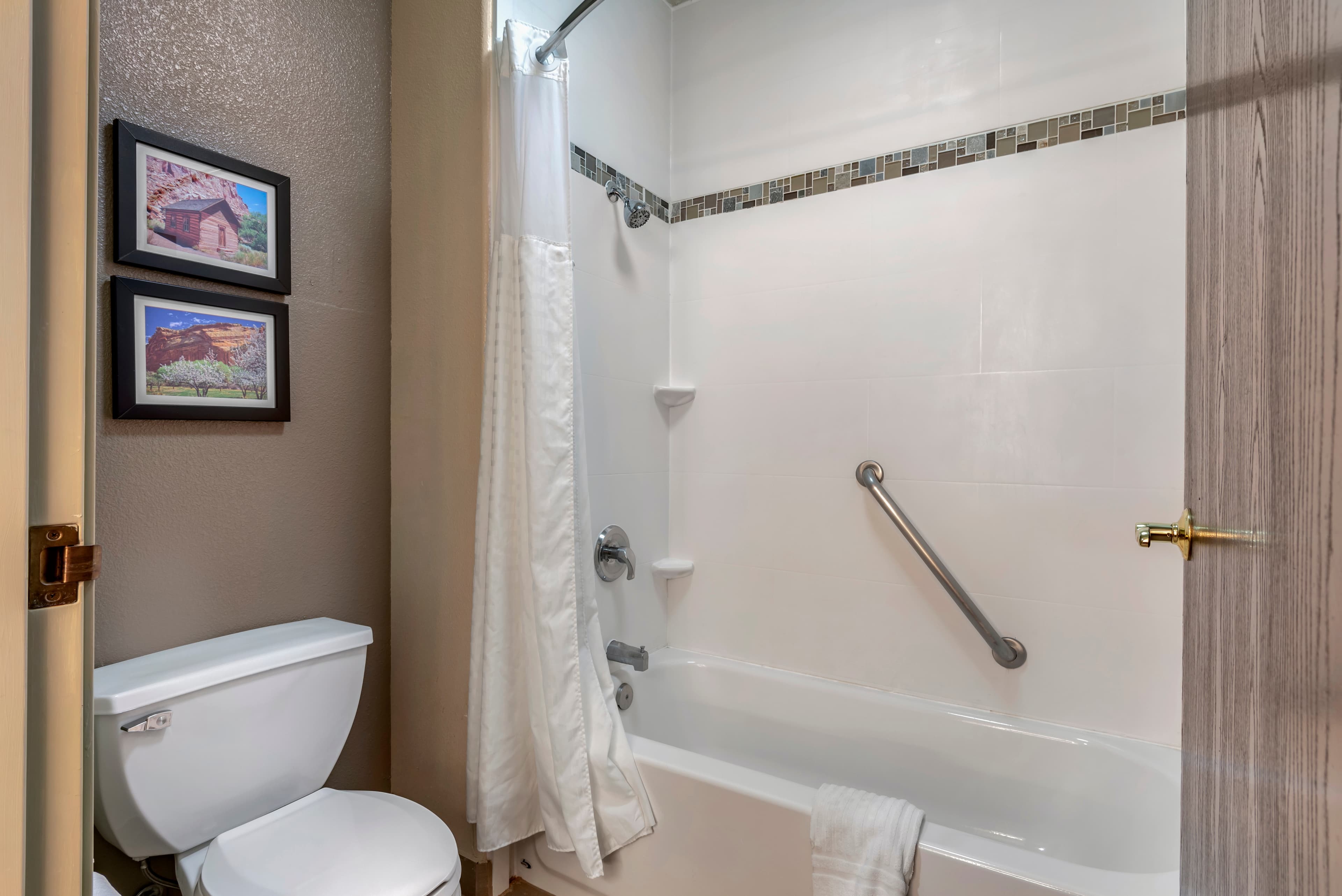 Comfort Inn & Suites Fruita - Grand Junction — 19