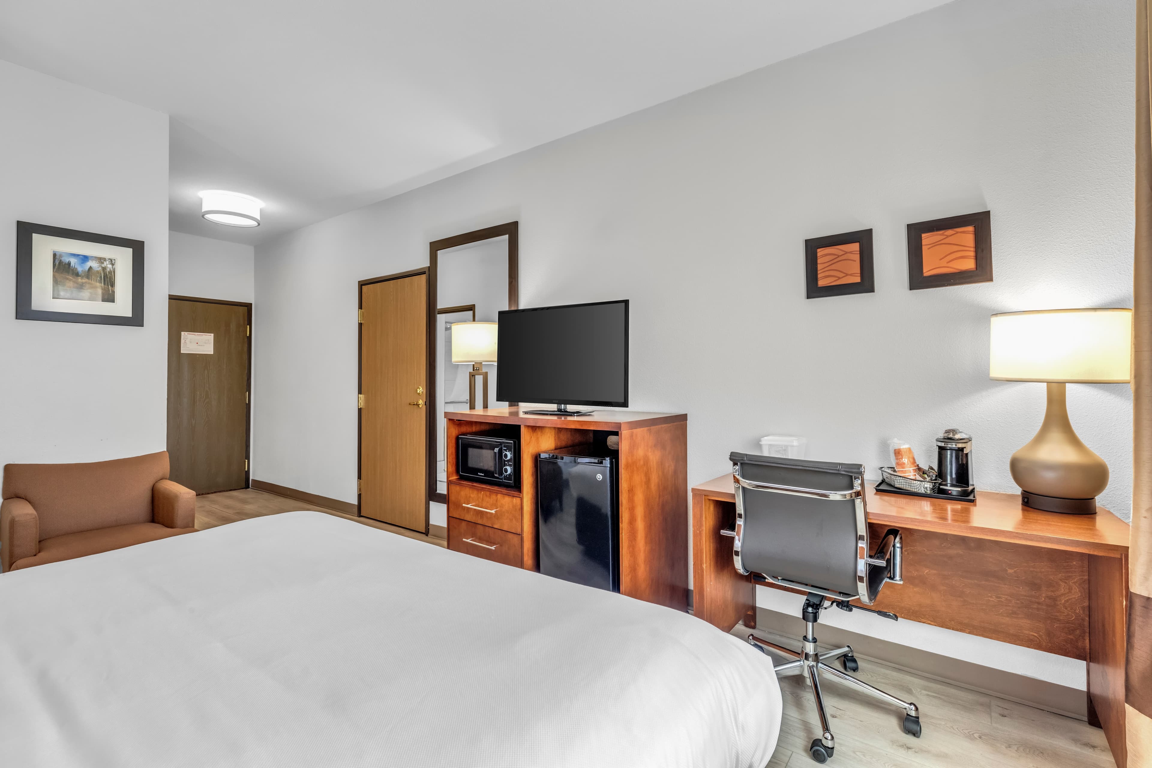 Comfort Inn Denver West Arvada Station - Image 5
