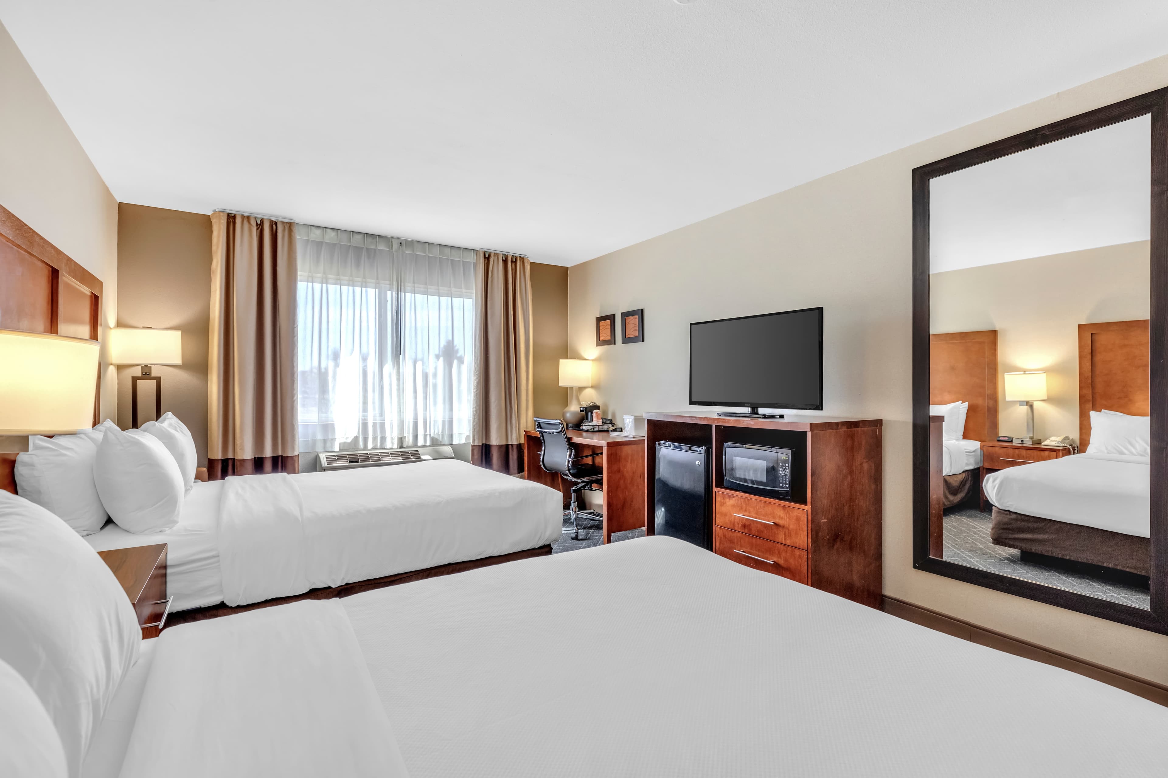 Comfort Inn Denver West Arvada Station — 13
