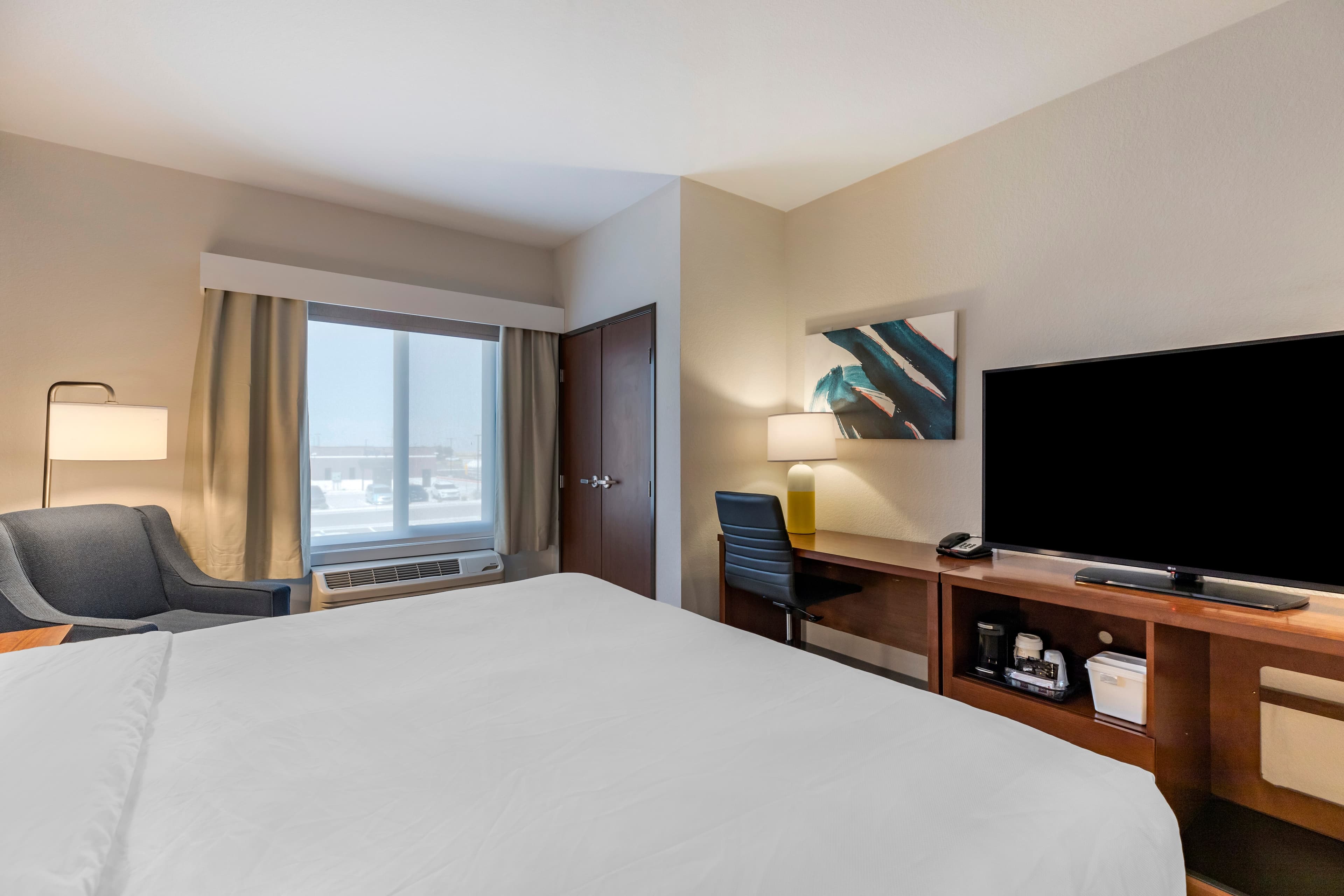 Comfort Inn & Suites Bennett — 16