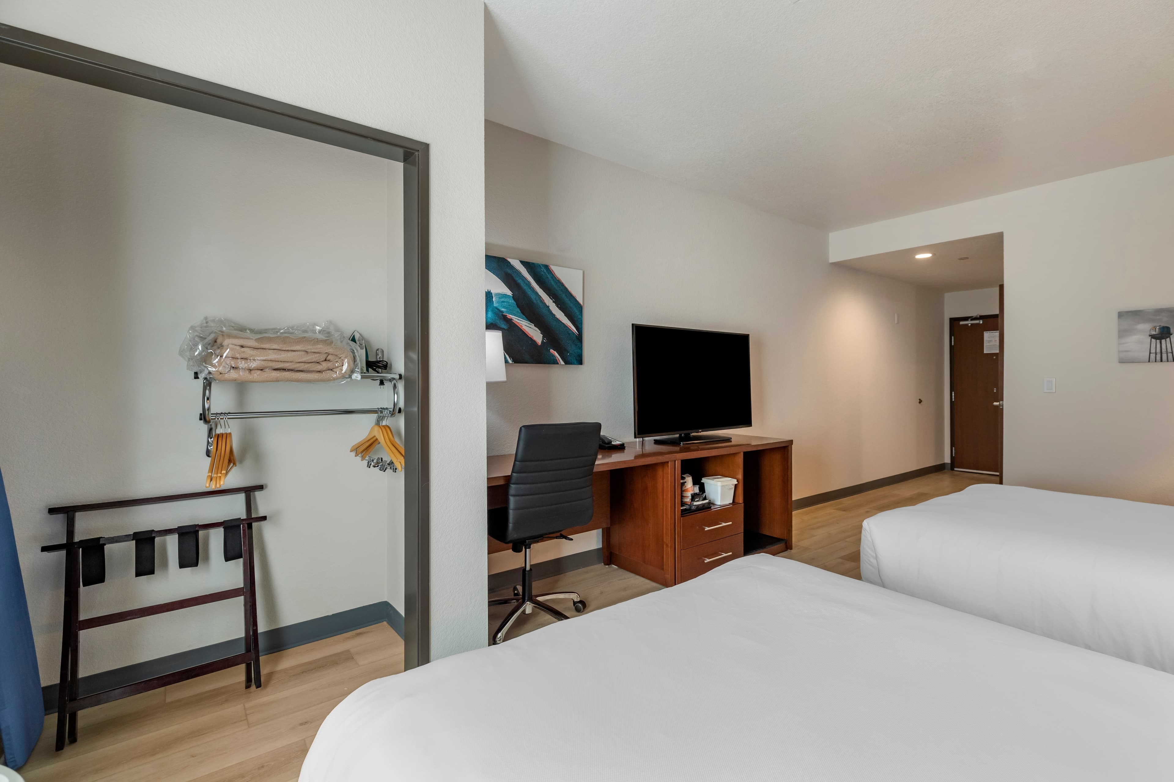 Comfort Inn & Suites Bennett — 8